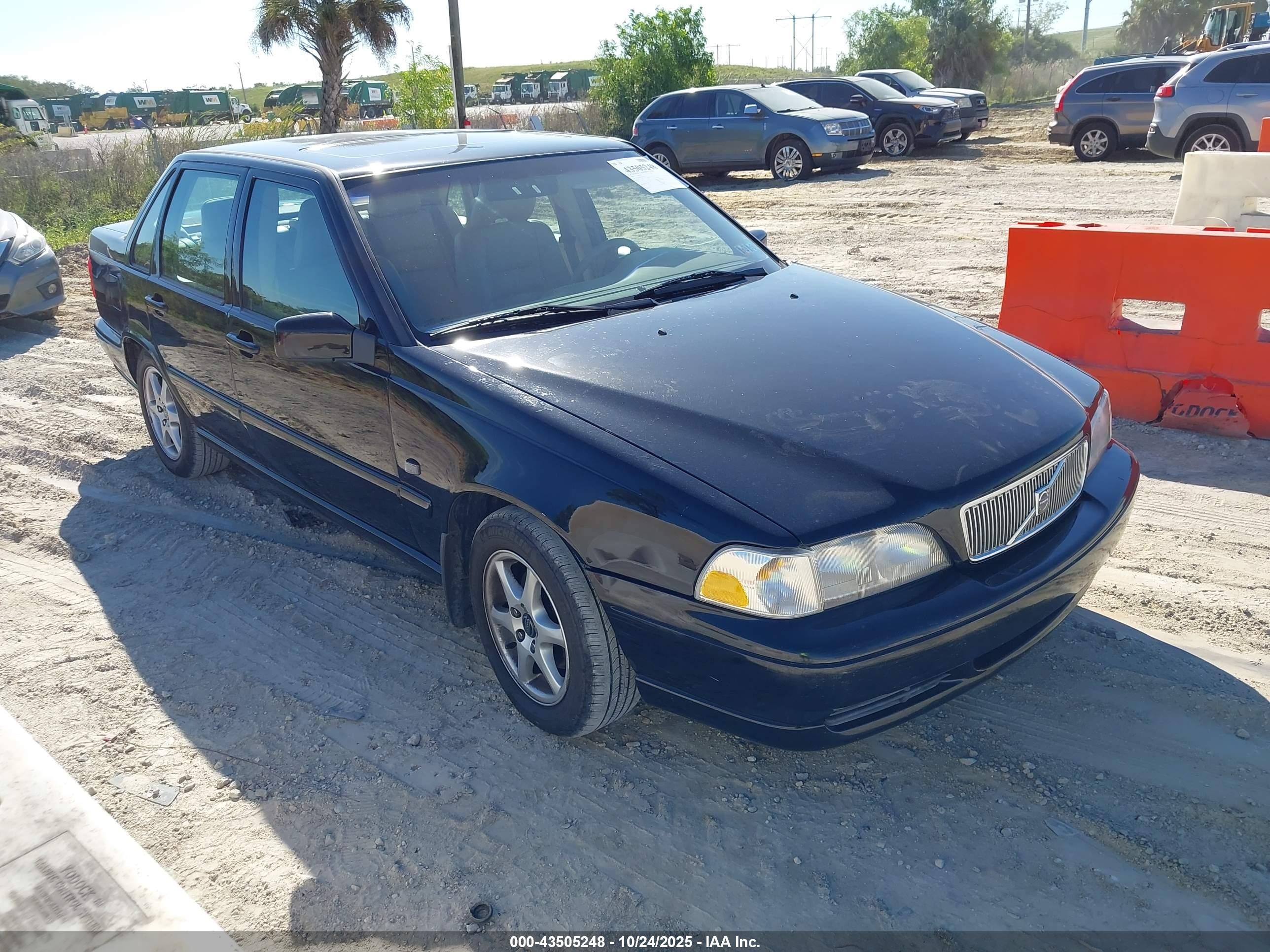 1999 Volvo S70 Glt Black vin: YV1LS56D5X3573798