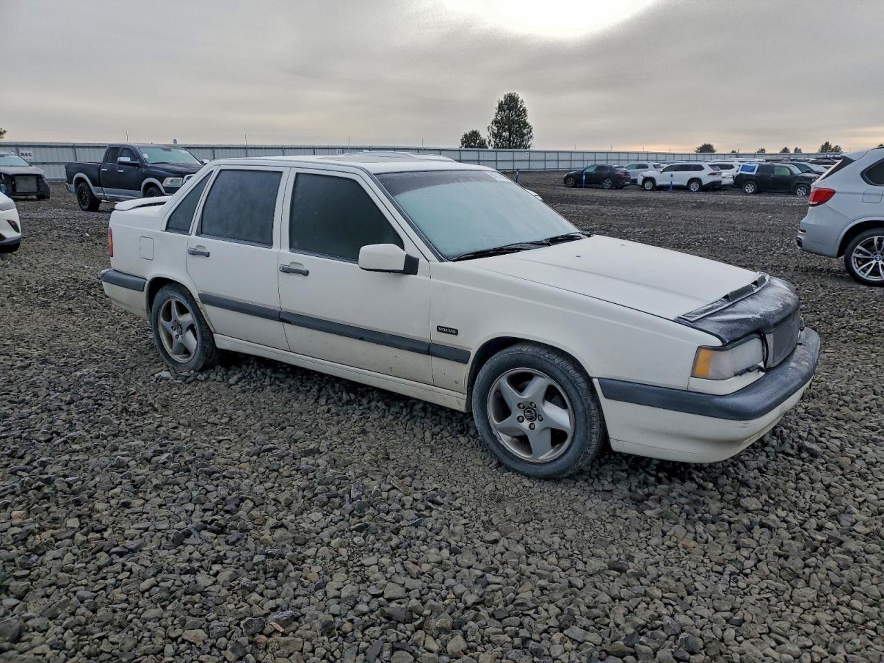 1994 Volvo 850 White vin: YV1LS5717R2122871