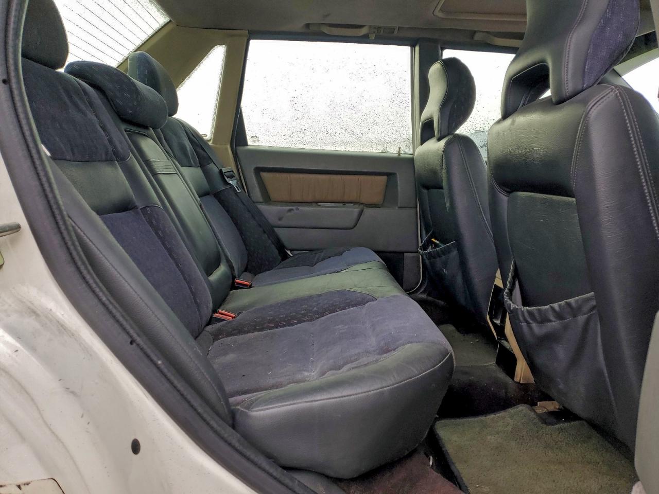 1994 Volvo 850 White vin: YV1LS5717R2122871