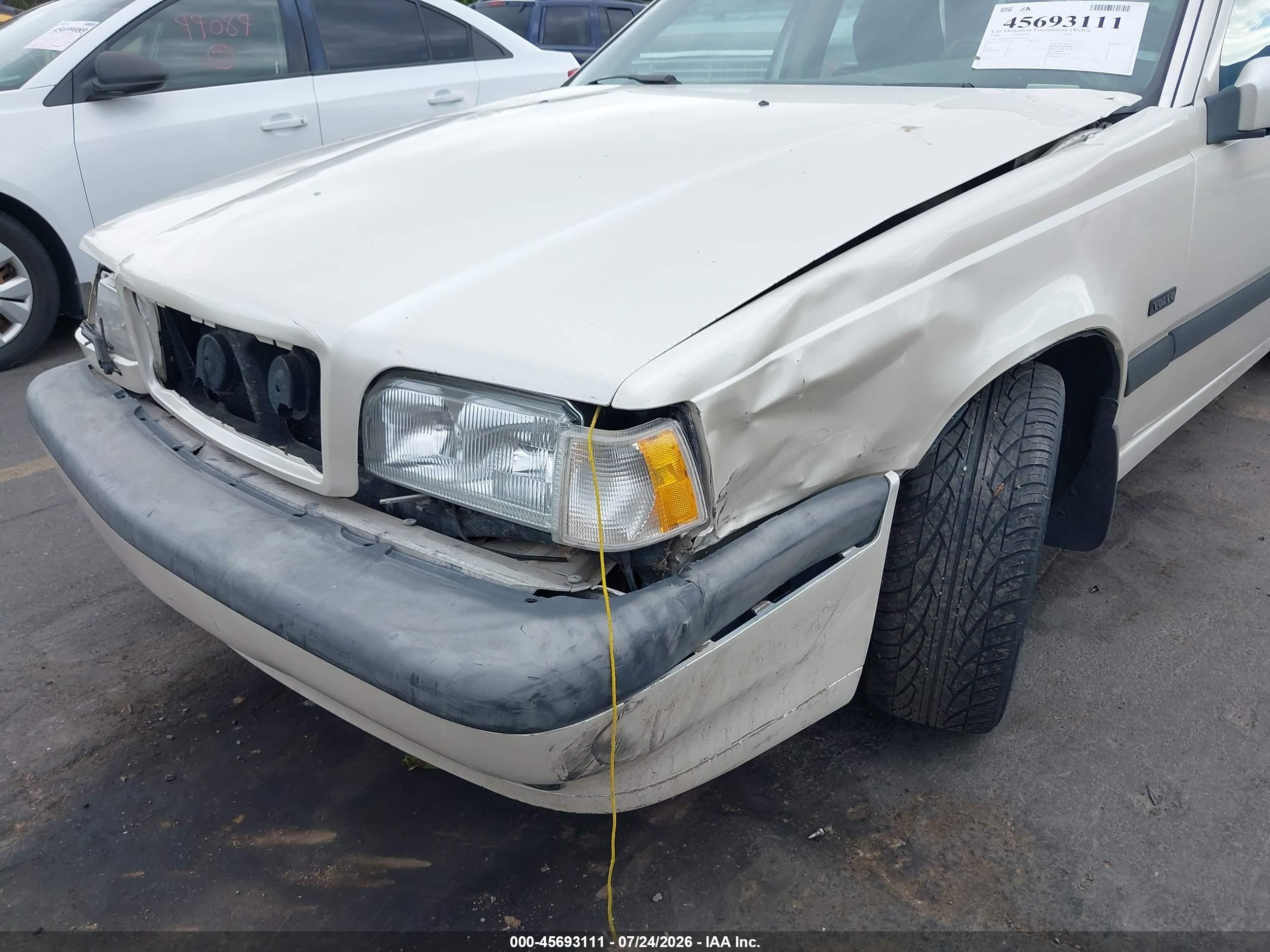1996 Volvo 850   Cream vin: YV1LS5720T2305223