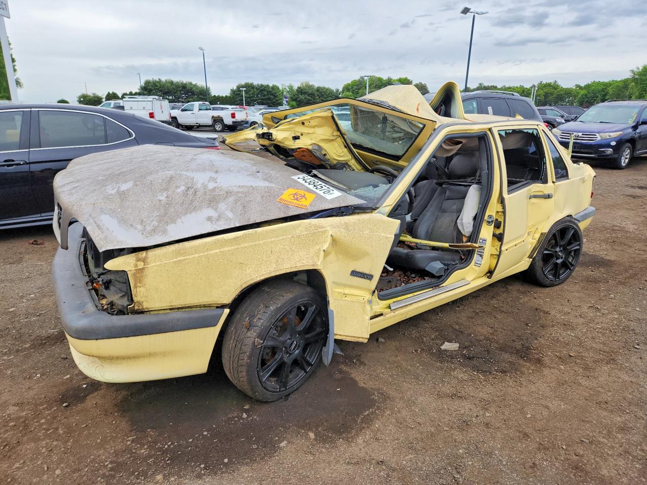 1995 Volvo 850 T5r Yellow vin: YV1LS5812S2233686