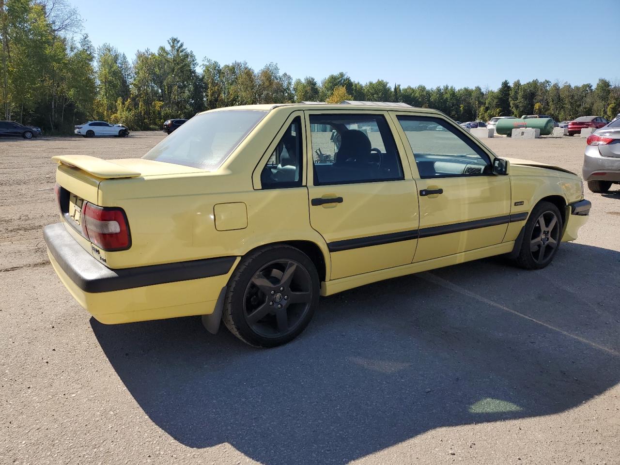 1995 Volvo 850 T5r Yellow vin: YV1LS5817S2229309