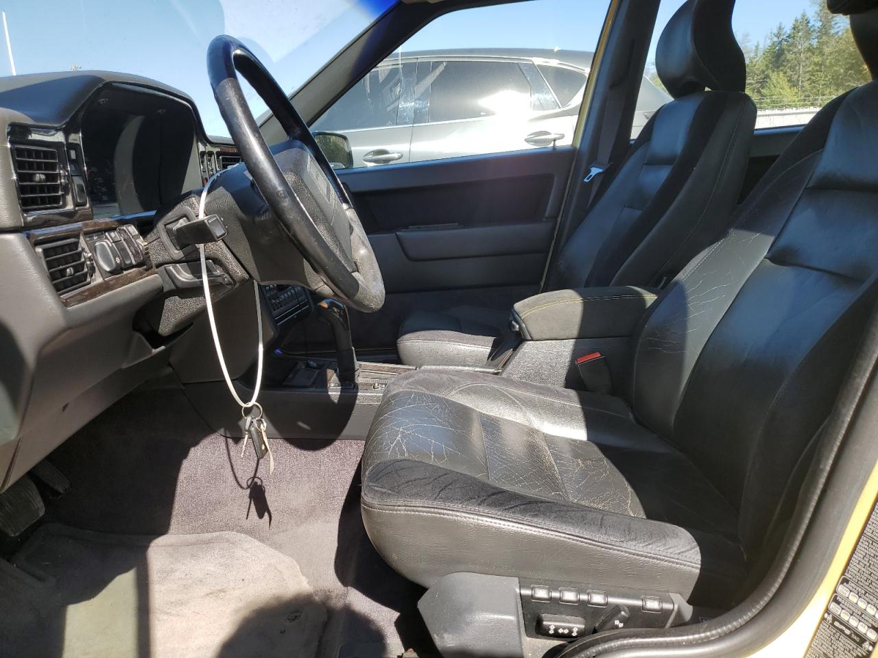 1995 Volvo 850 T5r Yellow vin: YV1LS5817S2229309