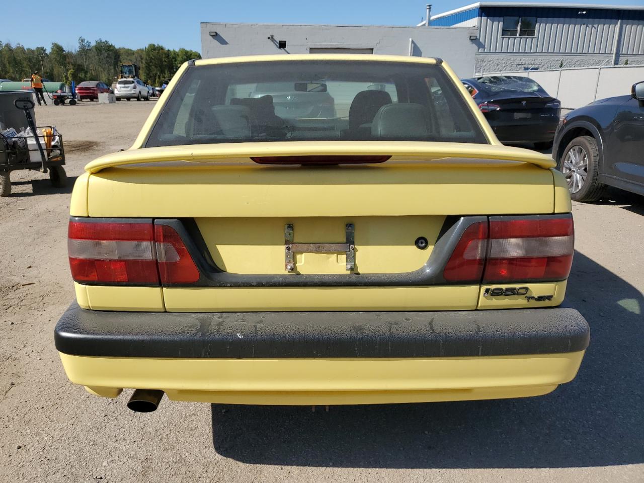 1995 Volvo 850 T5r Yellow vin: YV1LS5817S2229309