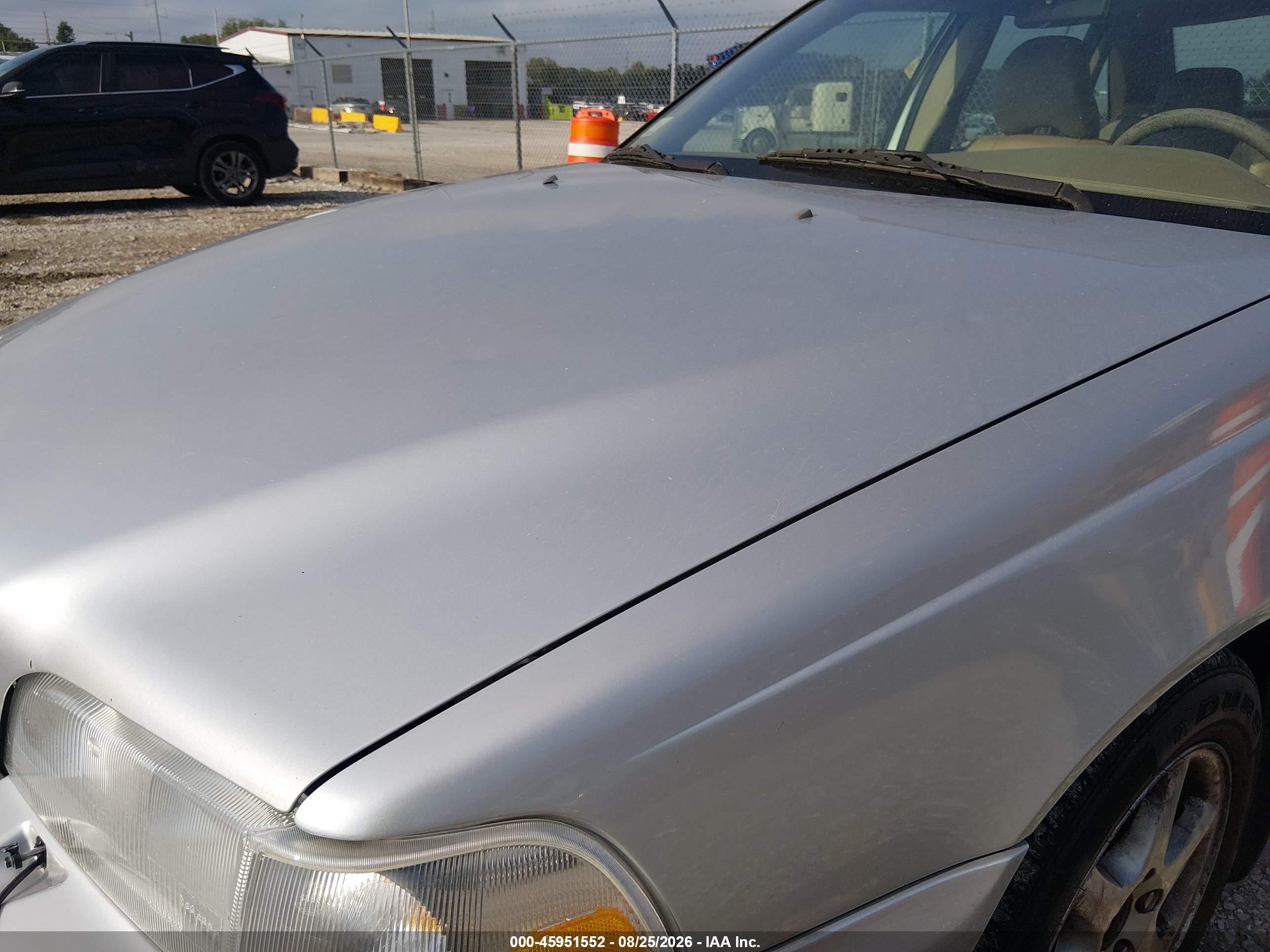 2000 Volvo S70 Se Silver vin: YV1LS61J0Y2660082