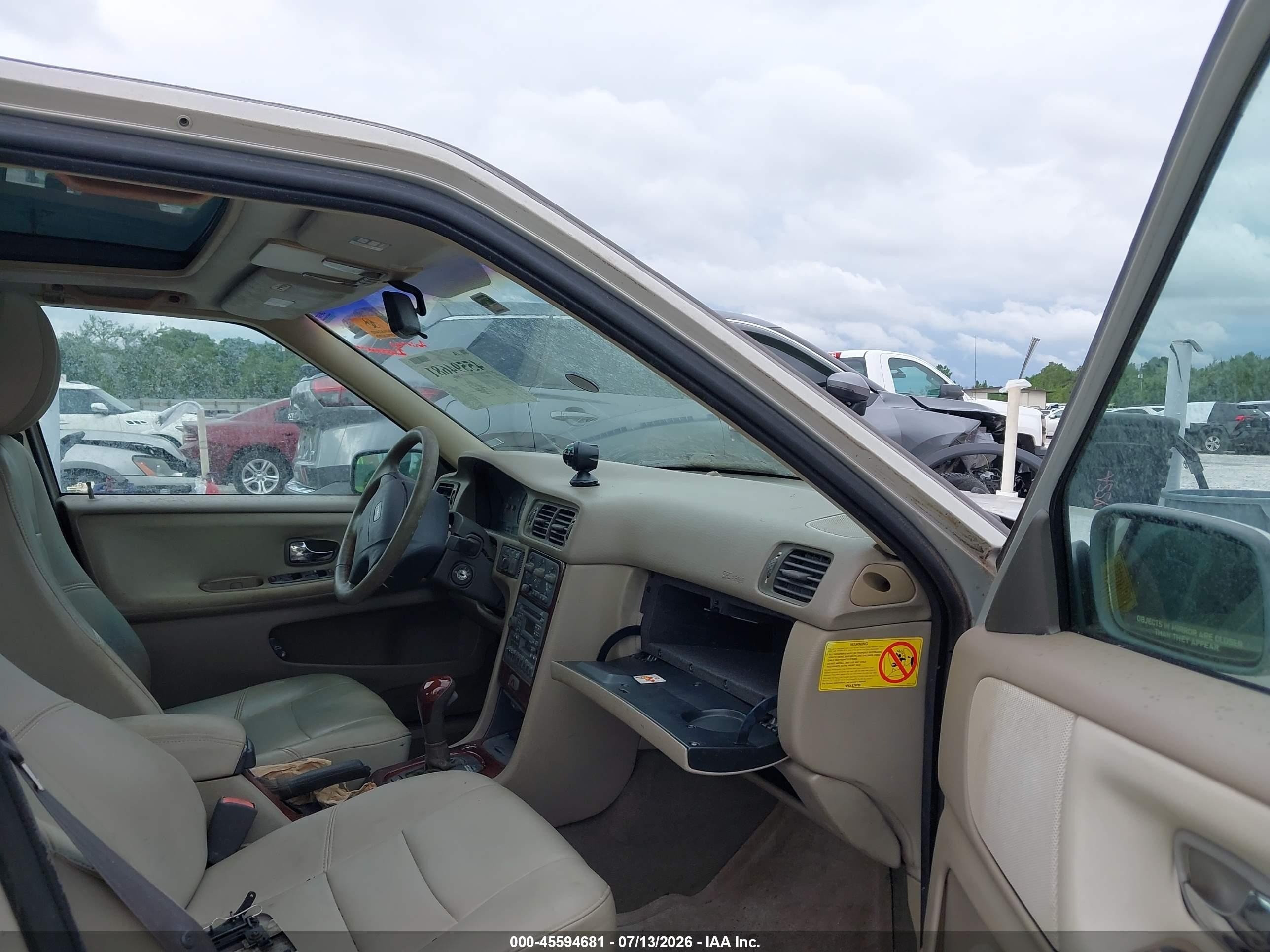 2000 Volvo S70 Se Champagne vin: YV1LS61J7Y2648091