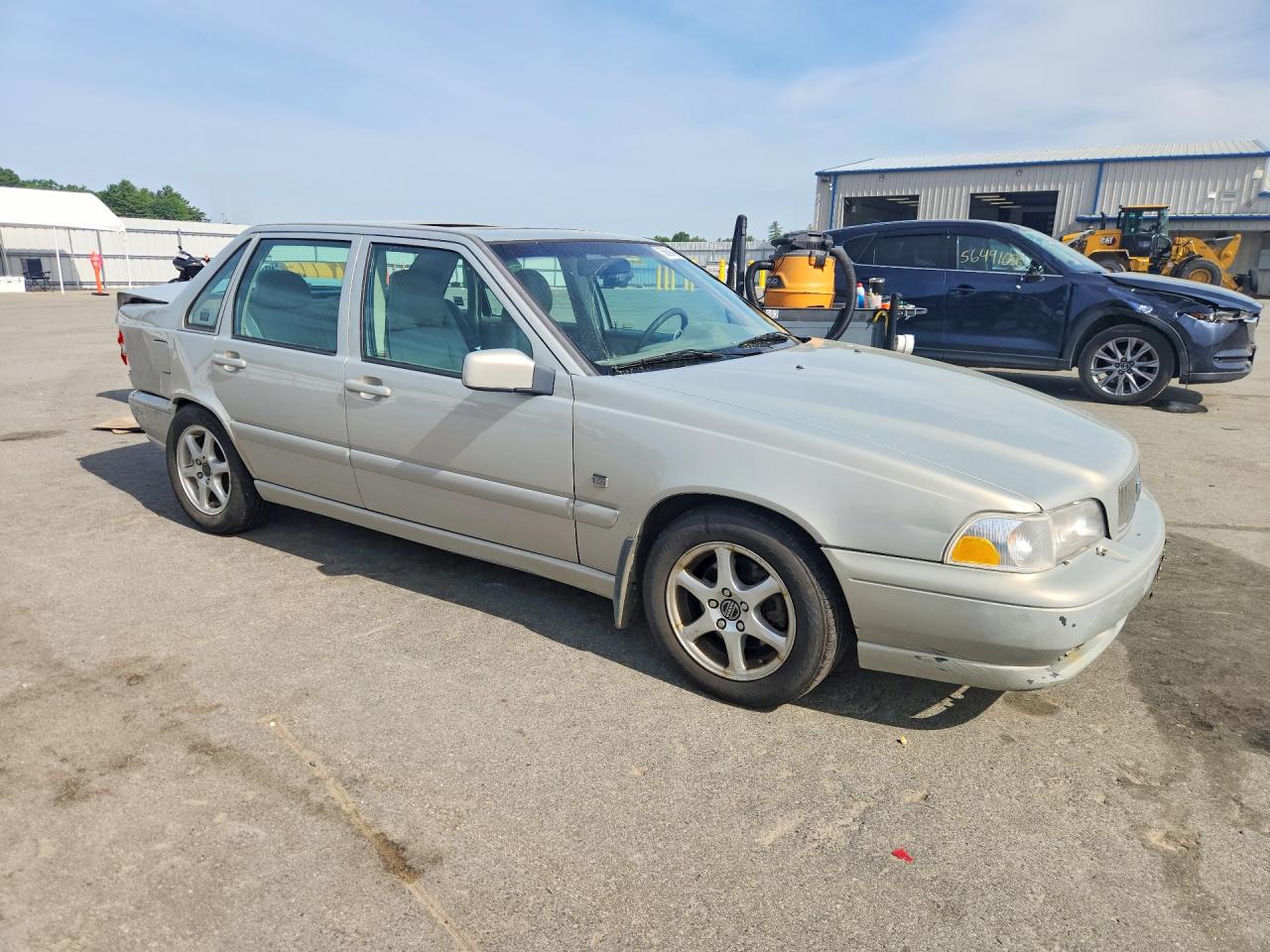 2000 Volvo S70 Base Серебряный vin: YV1LS61JXY2631253