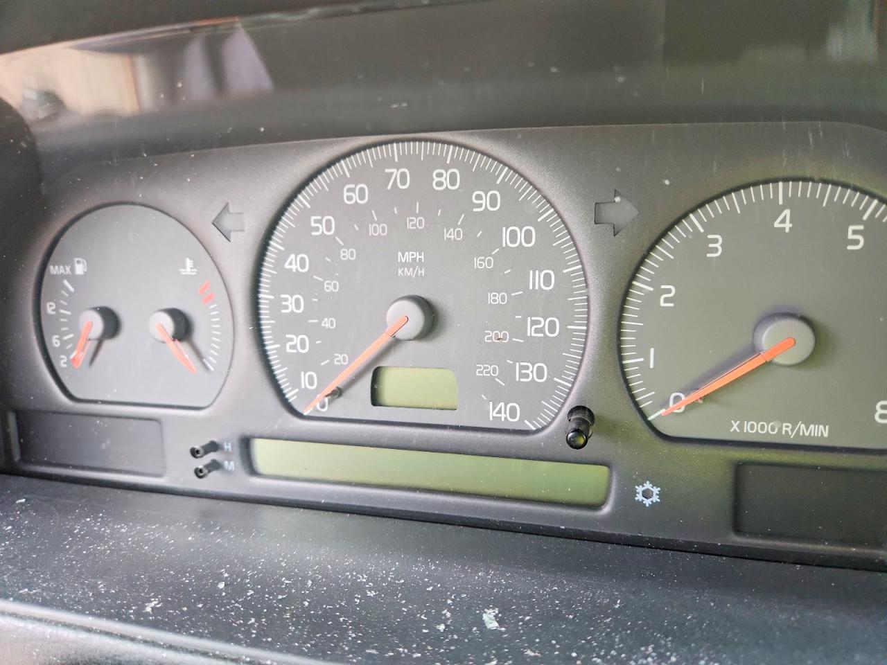 2000 Volvo S70 Base White vin: YV1LS61JXY2636680