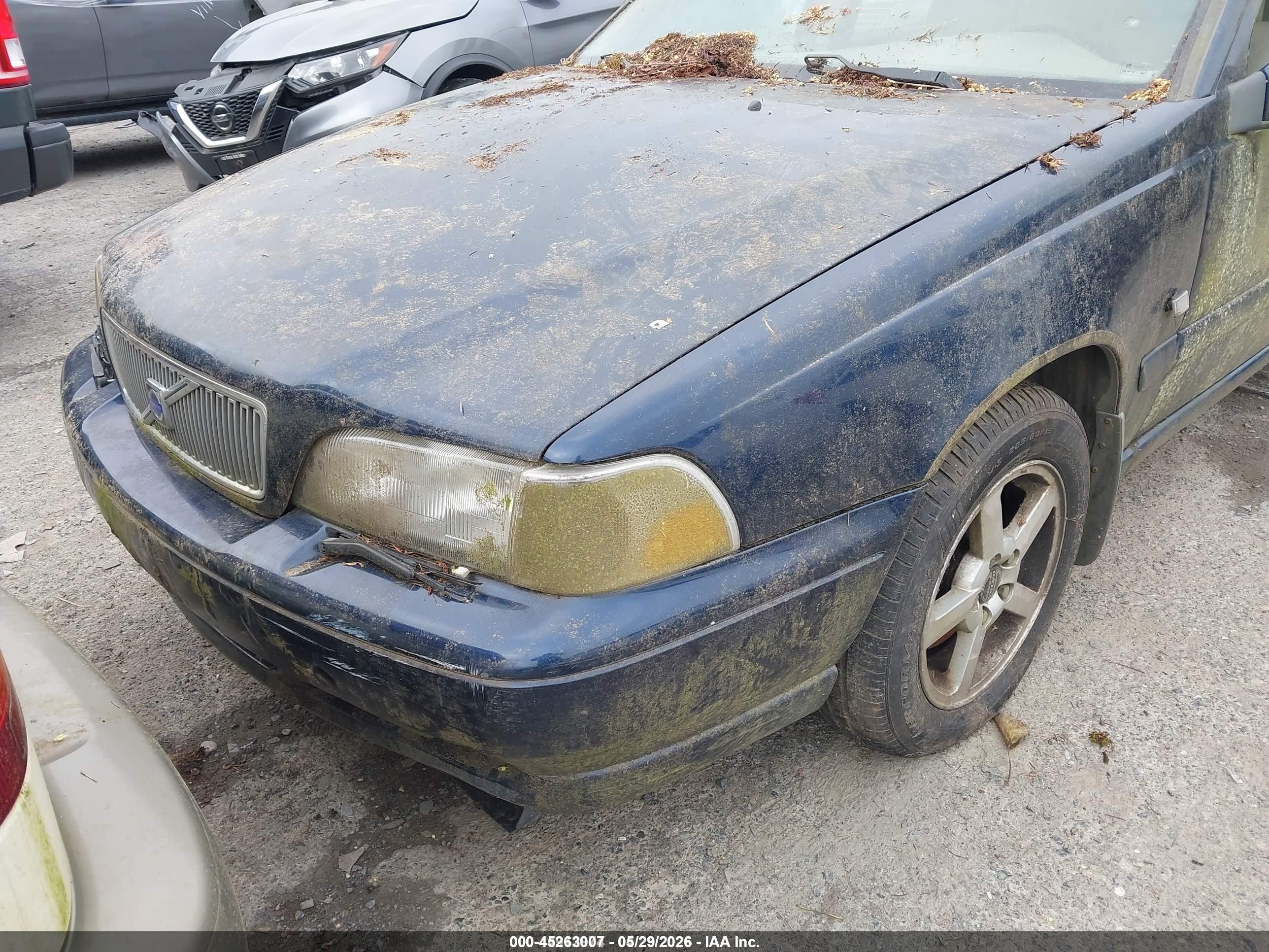 1999 Volvo S70   Blue vin: YV1LT56D5X2589261