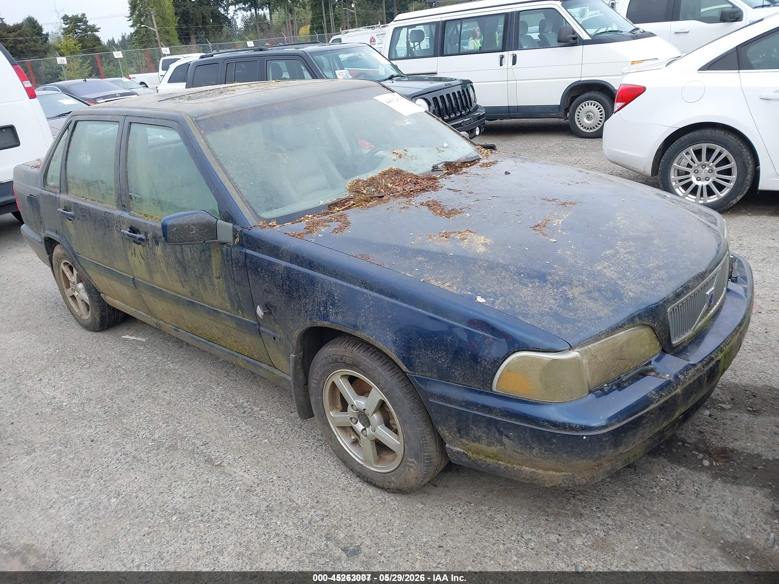 1999 Volvo S70   Blue vin: YV1LT56D5X2589261
