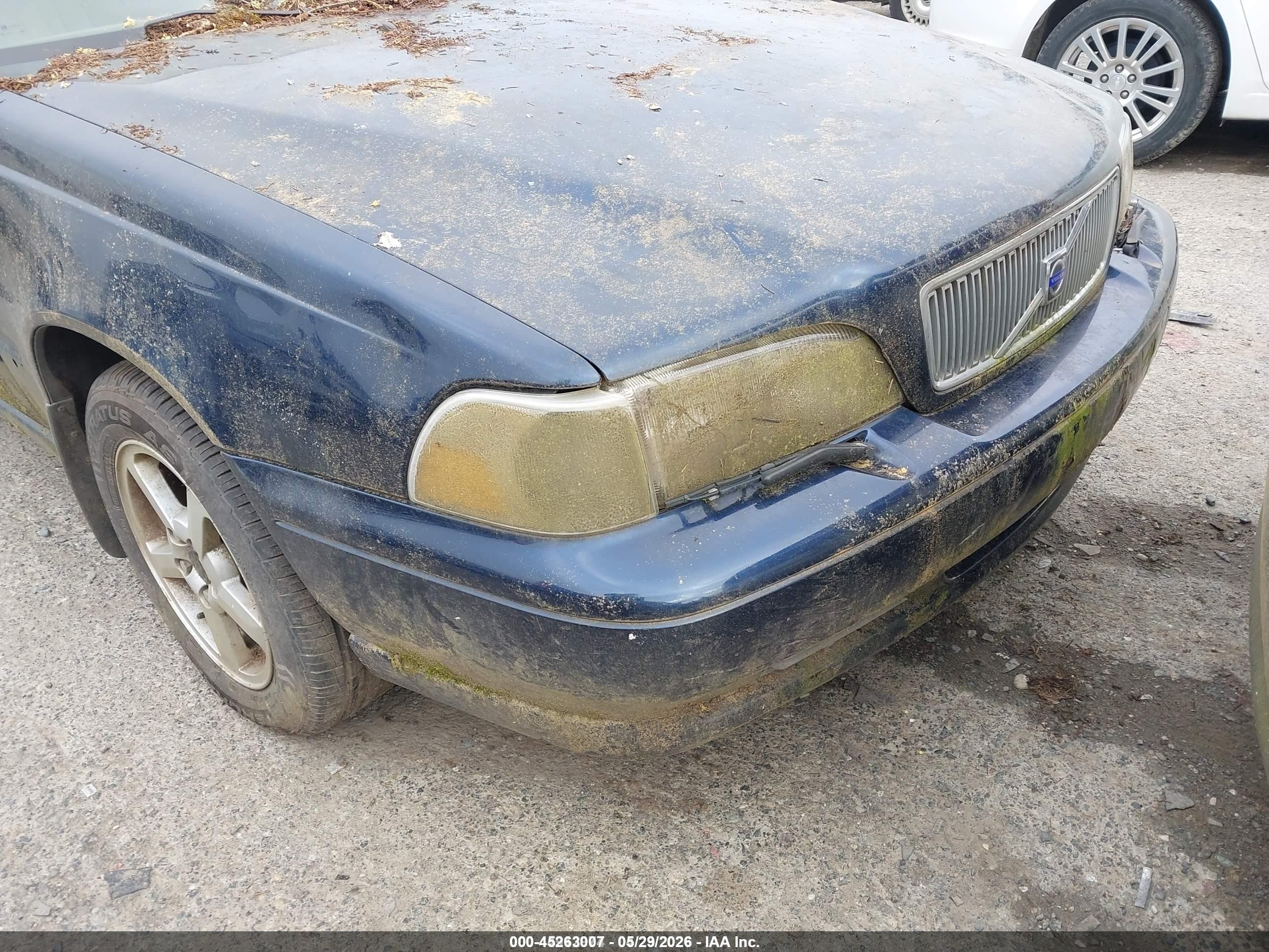 1999 Volvo S70   Blue vin: YV1LT56D5X2589261