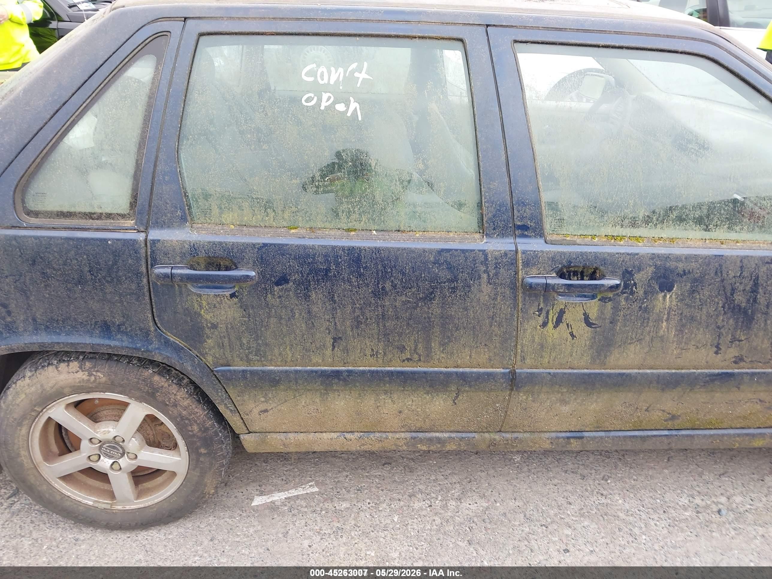 1999 Volvo S70   Blue vin: YV1LT56D5X2589261