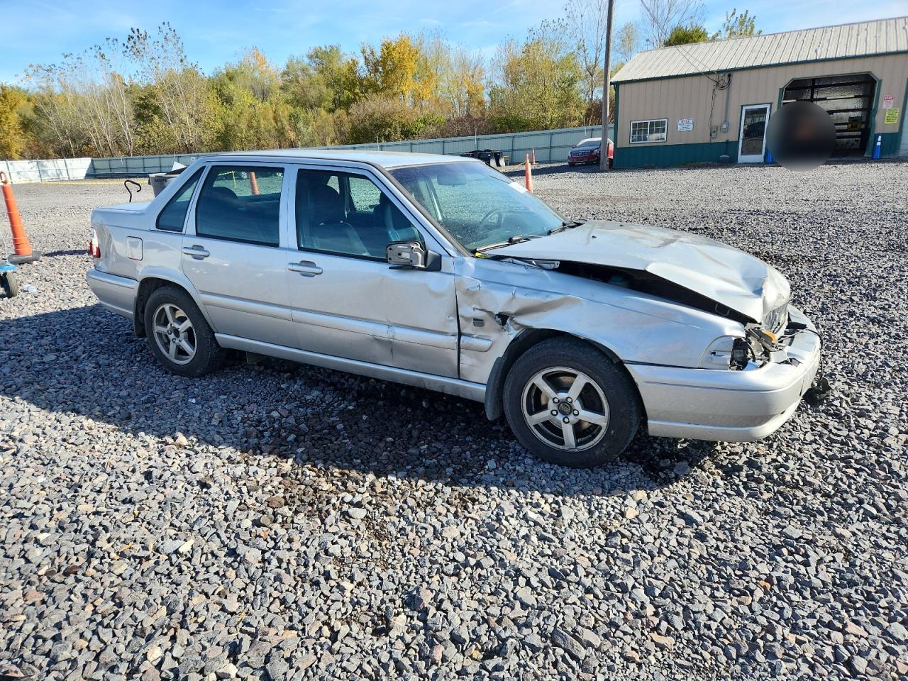 1999 Volvo S70 Silver vin: YV1LT56D8X2610376