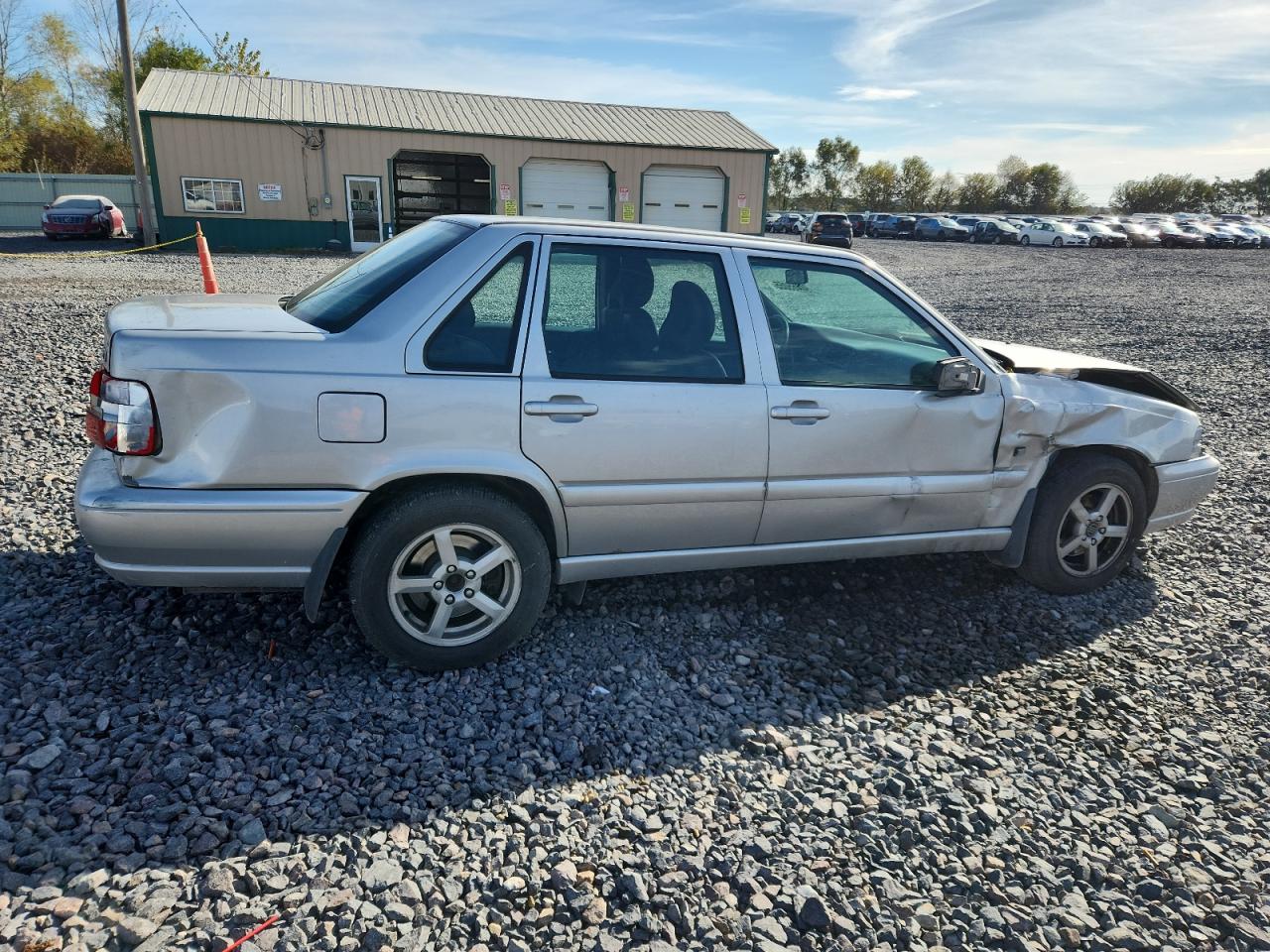 1999 Volvo S70 Silver vin: YV1LT56D8X2610376