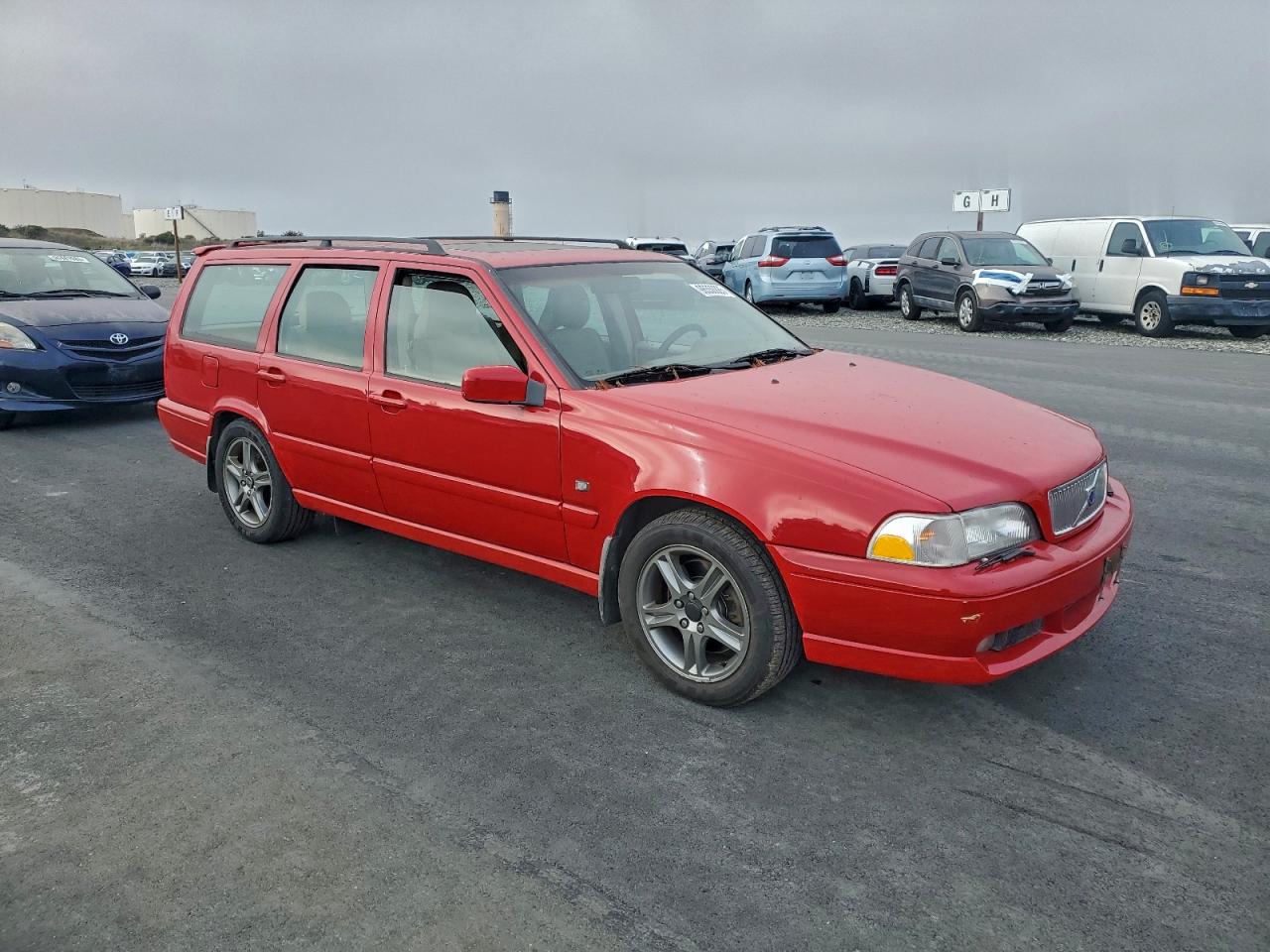 1999 Volvo V70 R Red vin: YV1LV62D7X2565971