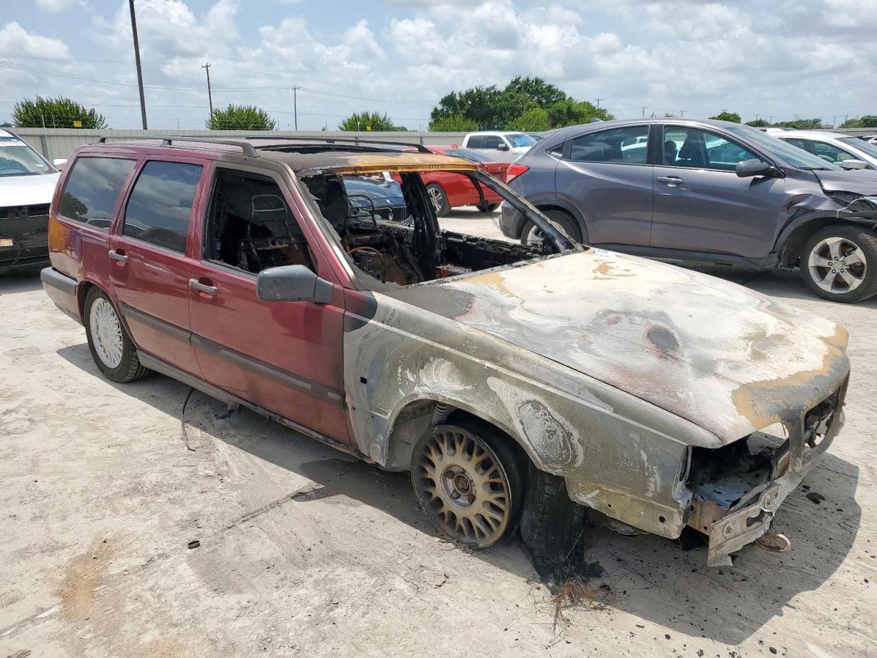1995 Volvo 850 Maroon vin: YV1LW5101S2125808