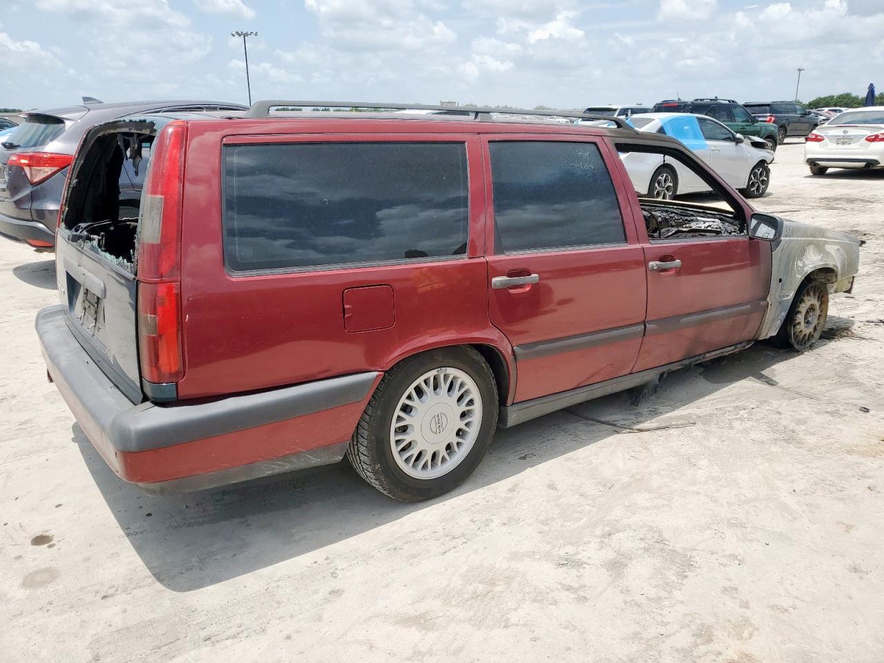 1995 Volvo 850 Maroon vin: YV1LW5101S2125808