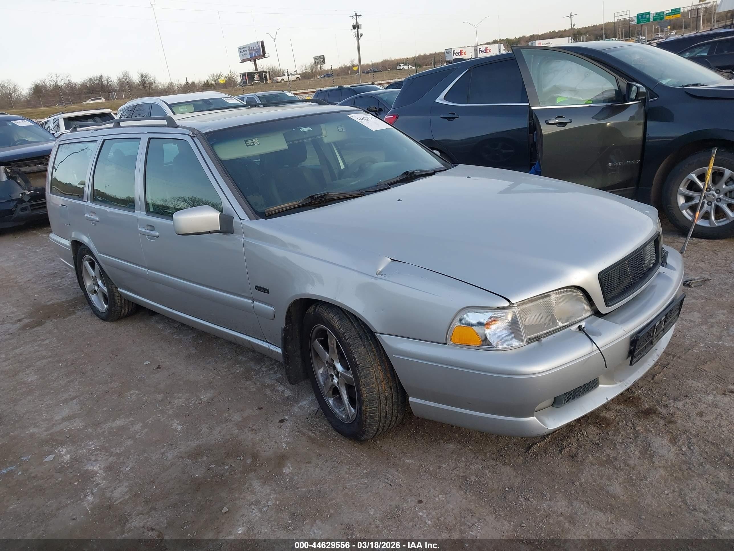 1998 Volvo V70 R Gray vin: YV1LW5241W2510146