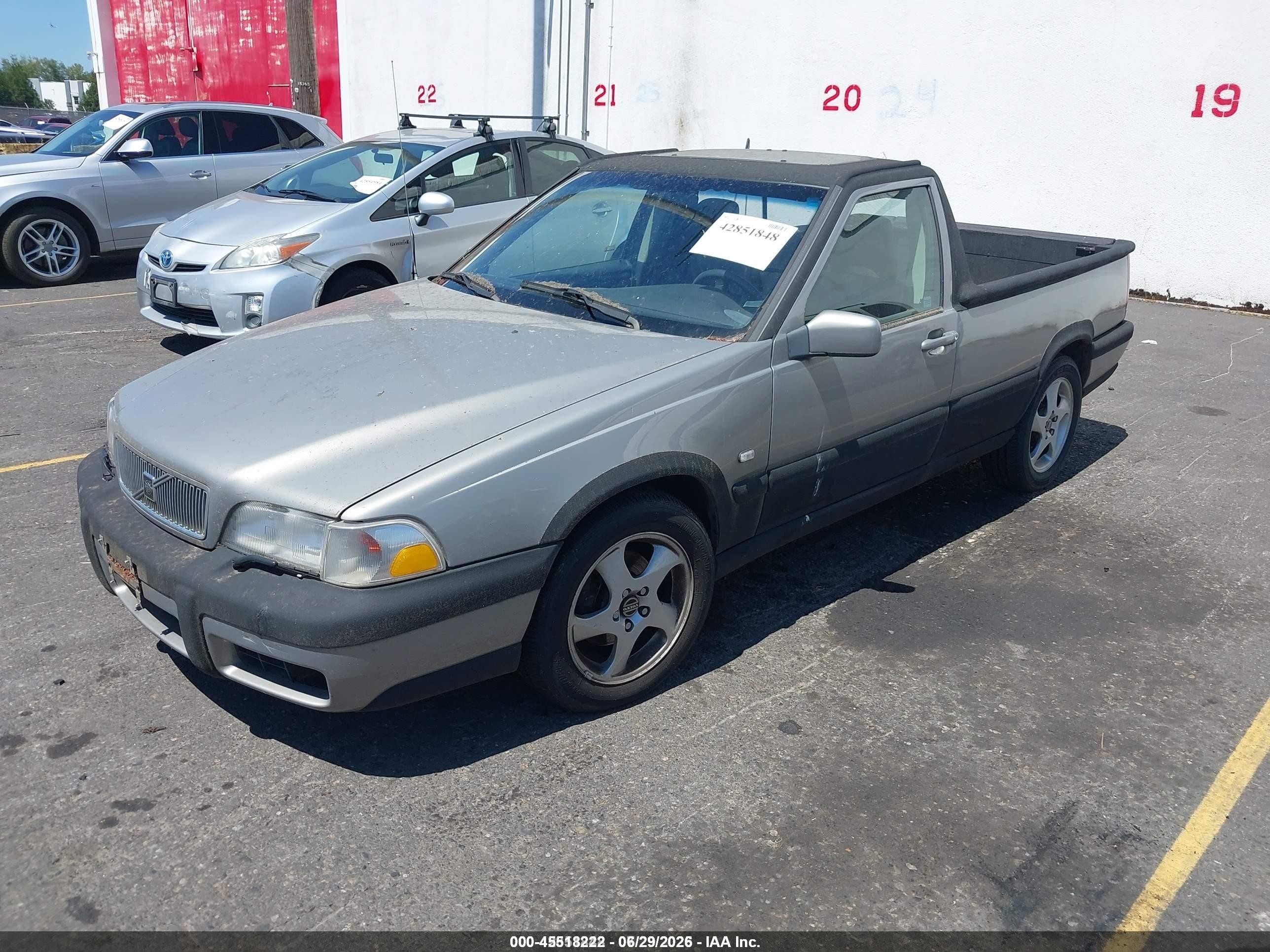 1998 Volvo V70 T5 Серый vin: YV1LW5341W2377015