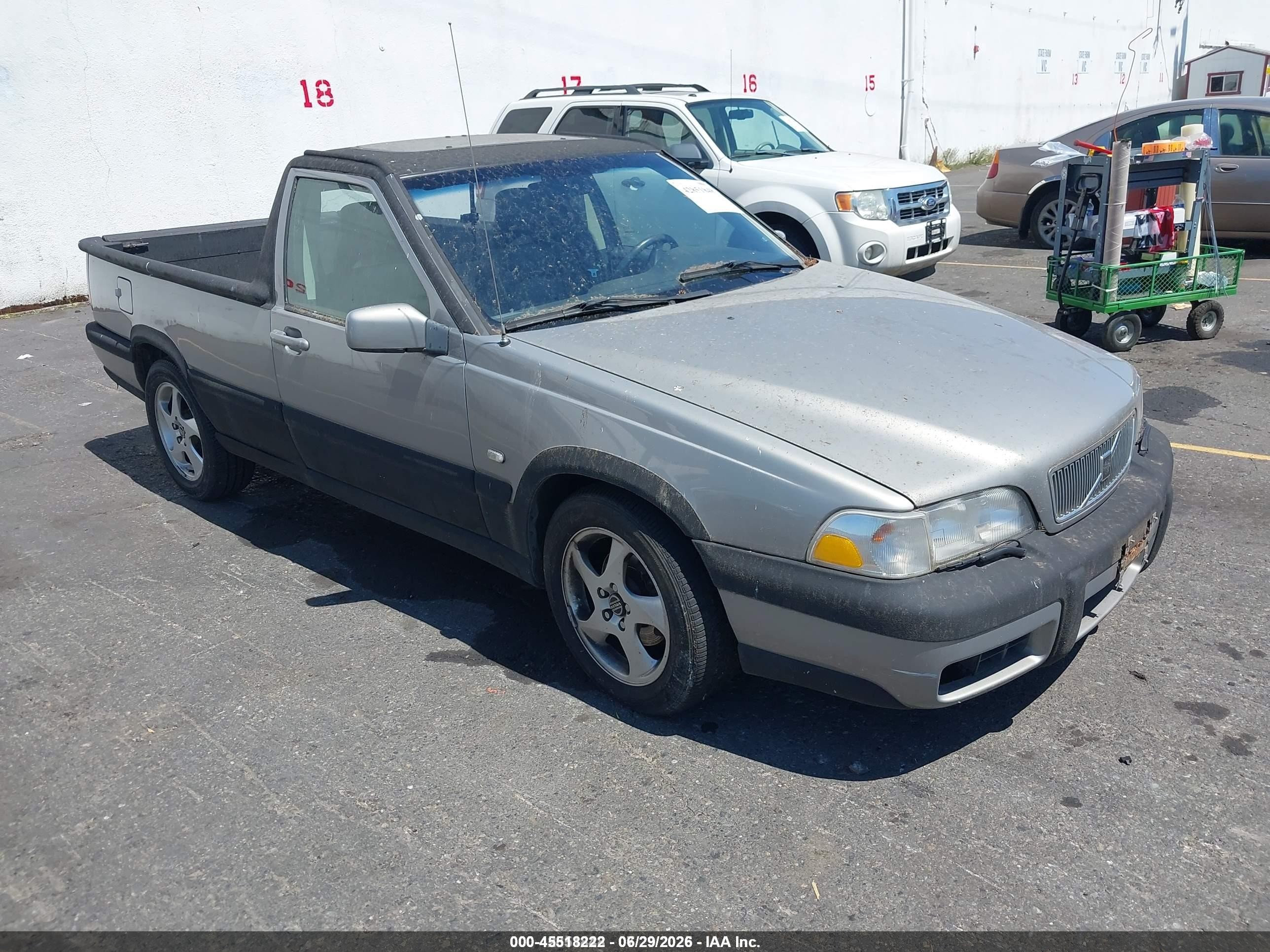 1998 Volvo V70 T5 Серый vin: YV1LW5341W2377015