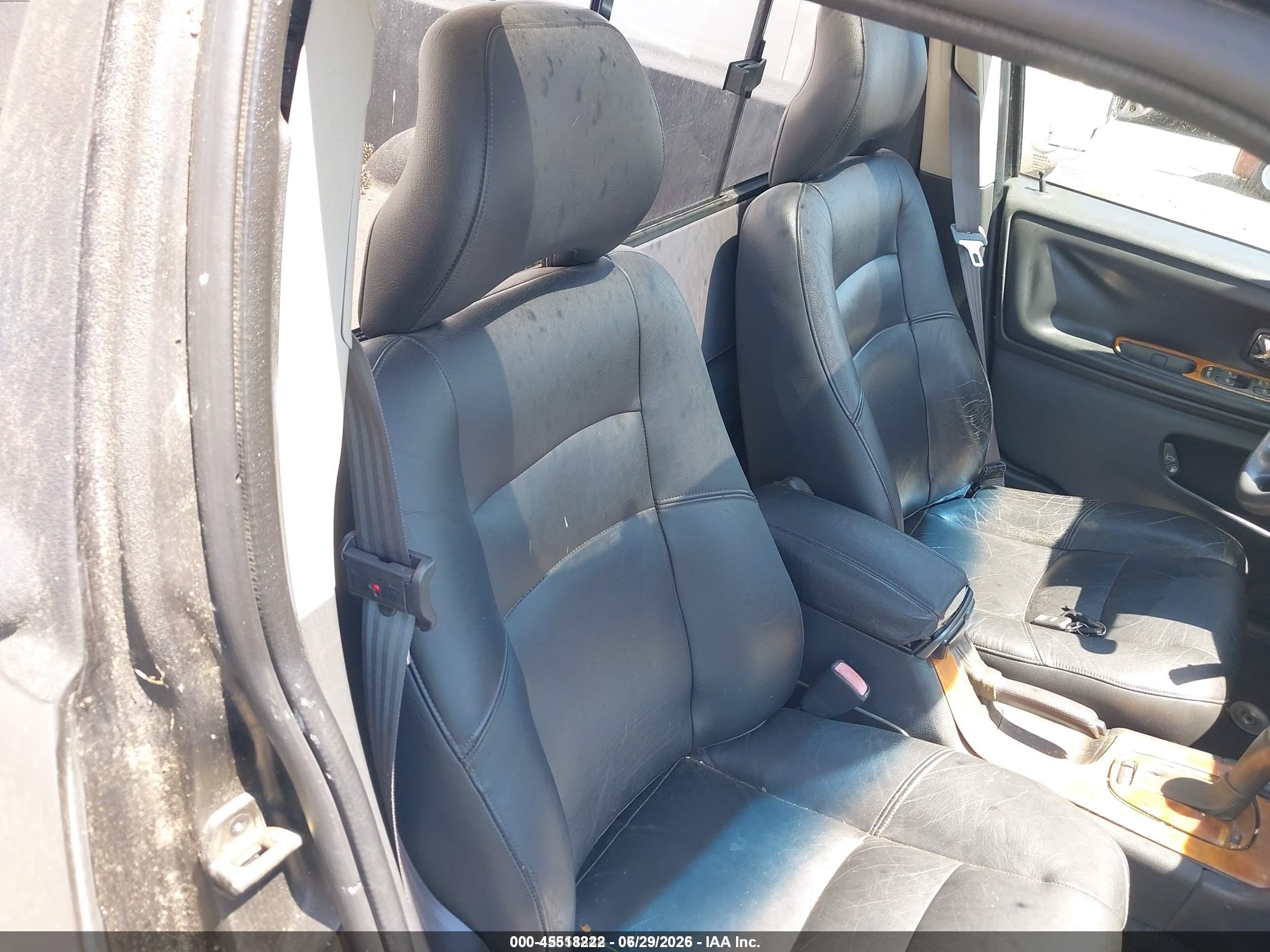 1998 Volvo V70 T5 Серый vin: YV1LW5341W2377015
