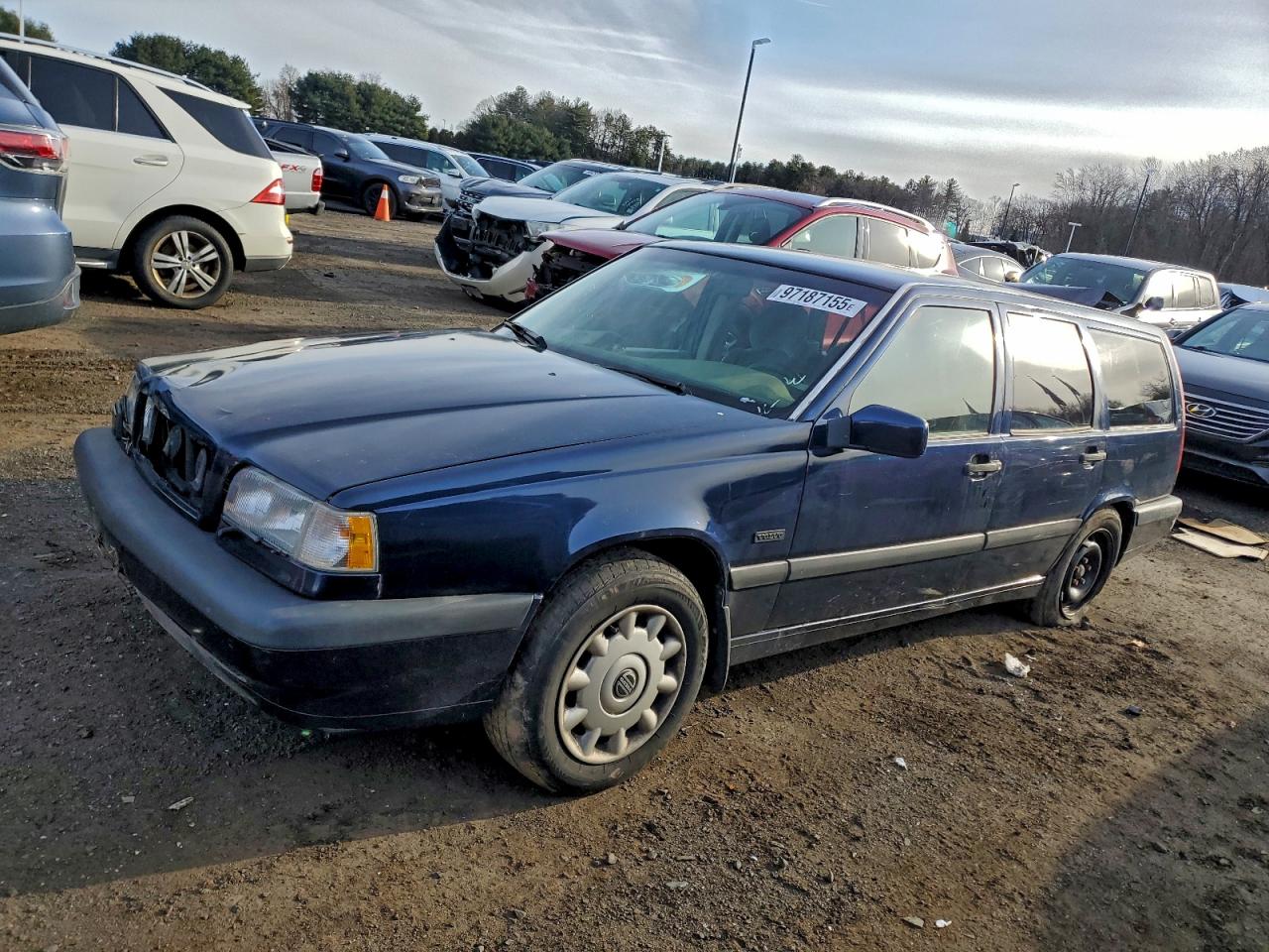 1995 Volvo 850 Base Blue vin: YV1LW5509S2114405