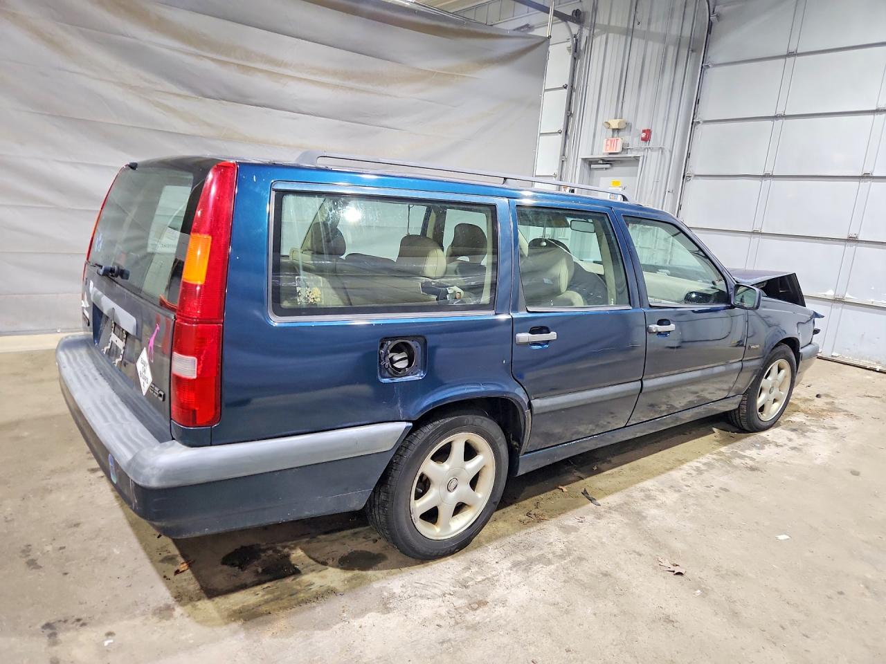 1997 Volvo 850 Blue vin: YV1LW5542V2309799