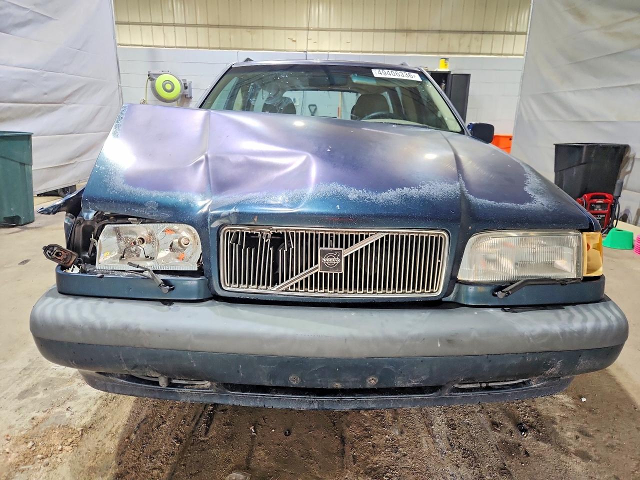 1997 Volvo 850 Blue vin: YV1LW5542V2309799