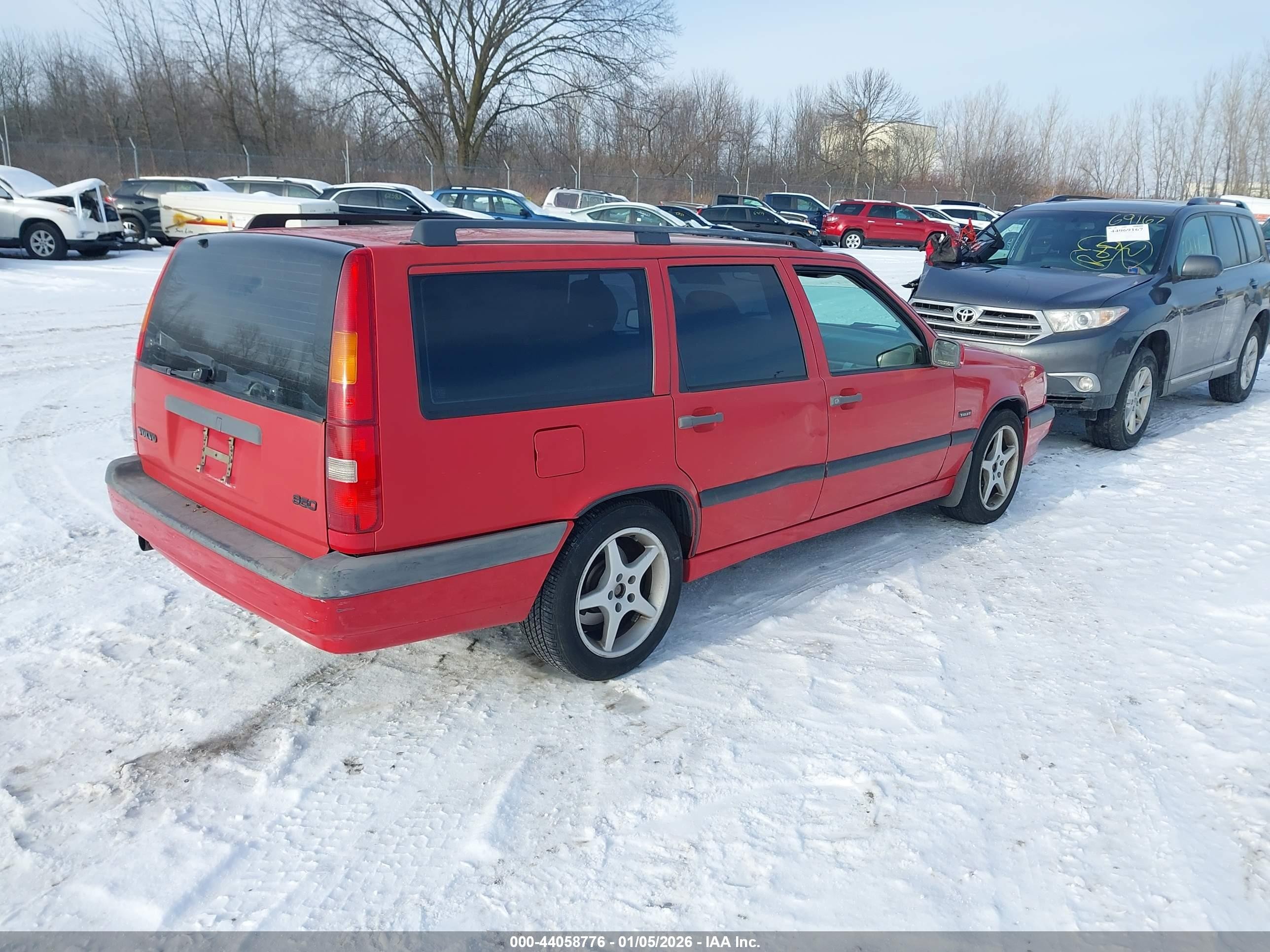 1997 Volvo 850 Gt Red vin: YV1LW5546V2324466