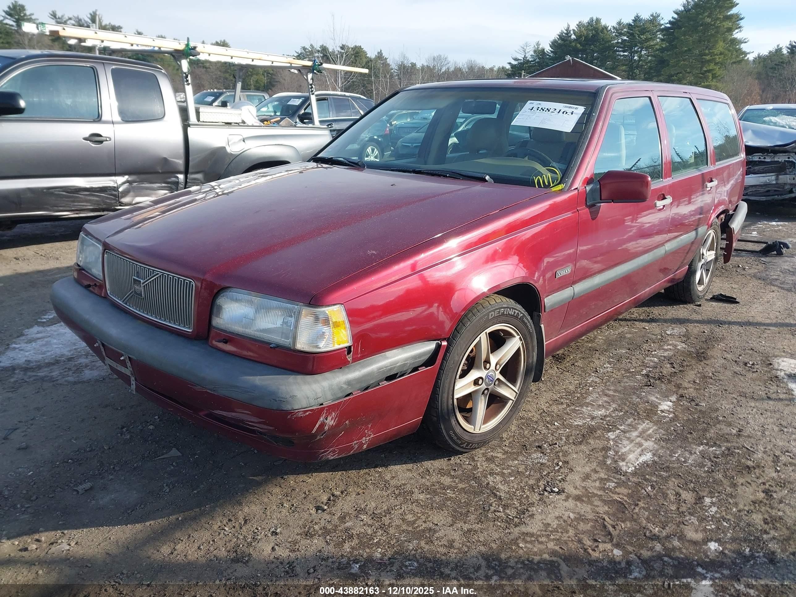 1997 Volvo 850 Gt Red vin: YV1LW5546V2334656