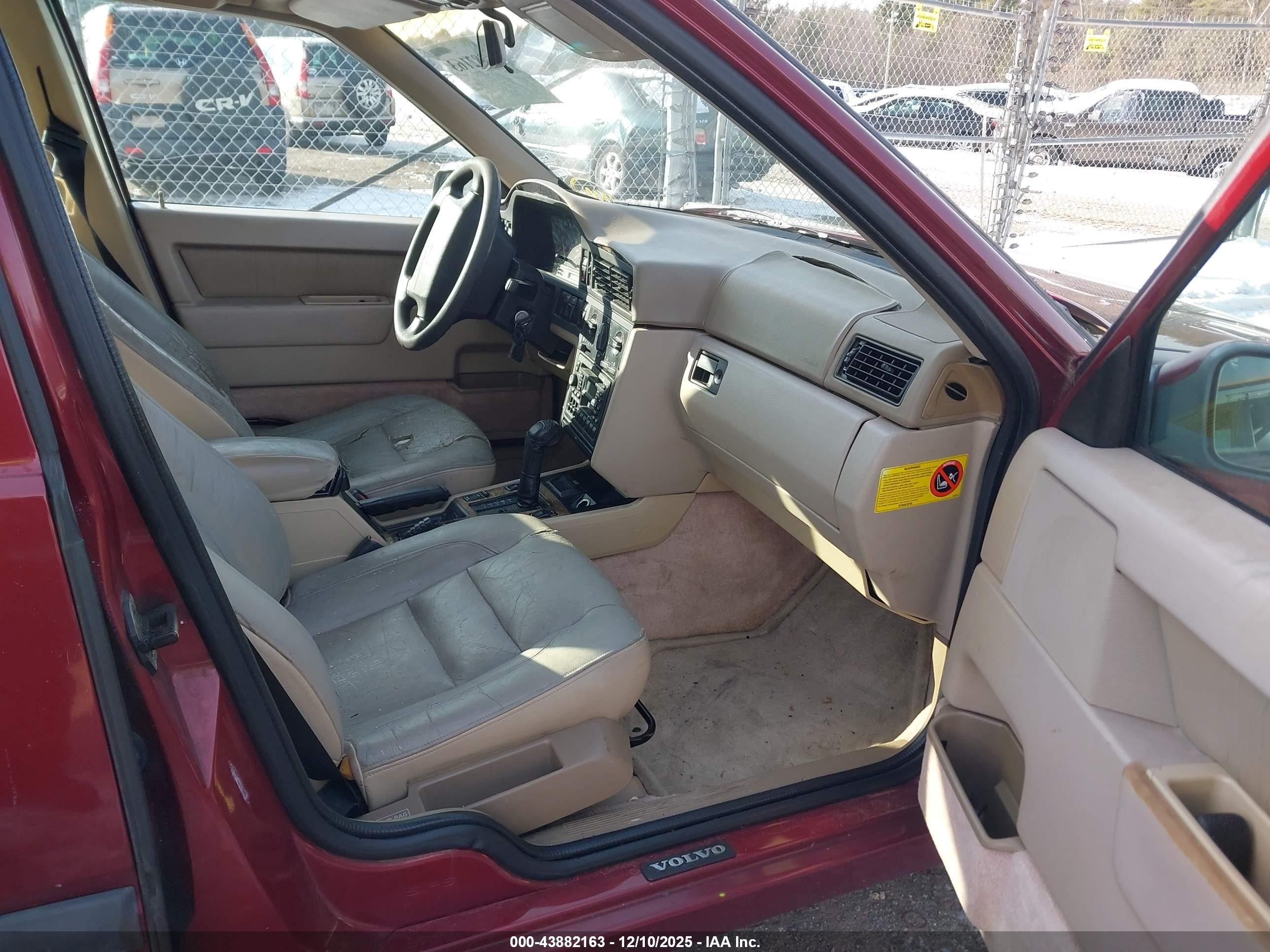 1997 Volvo 850 Gt Red vin: YV1LW5546V2334656