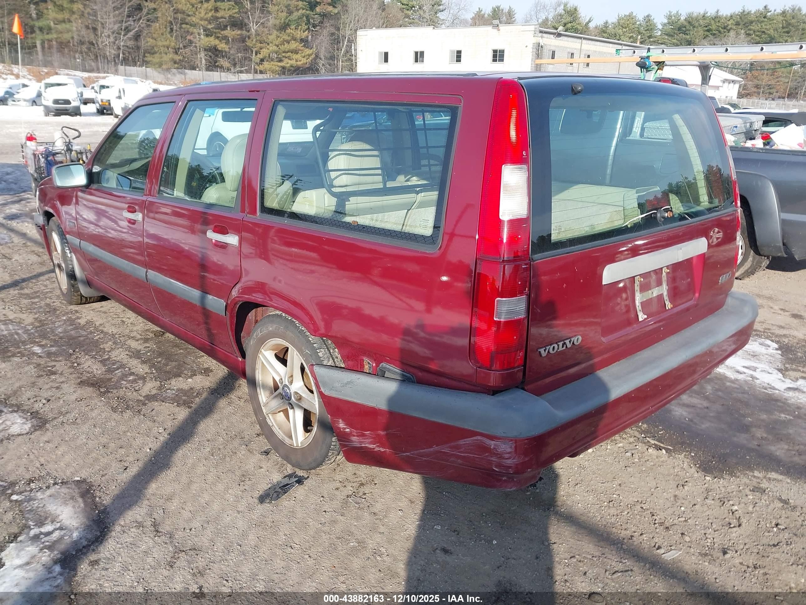 1997 Volvo 850 Gt Red vin: YV1LW5546V2334656