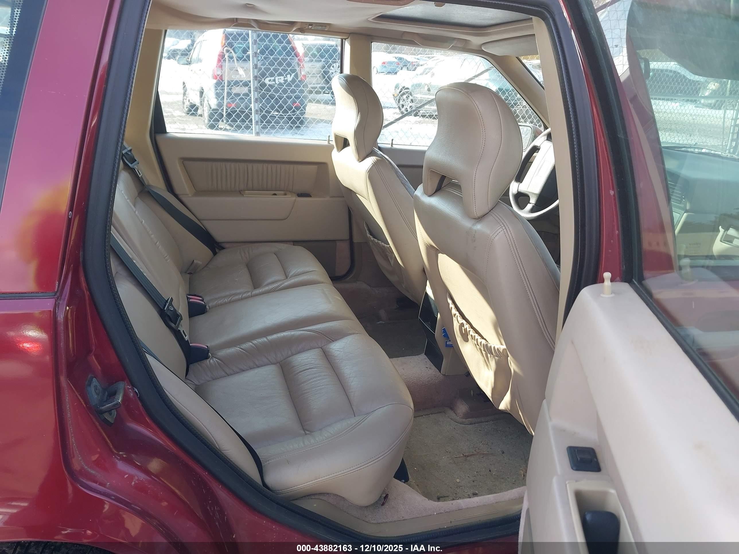 1997 Volvo 850 Gt Red vin: YV1LW5546V2334656