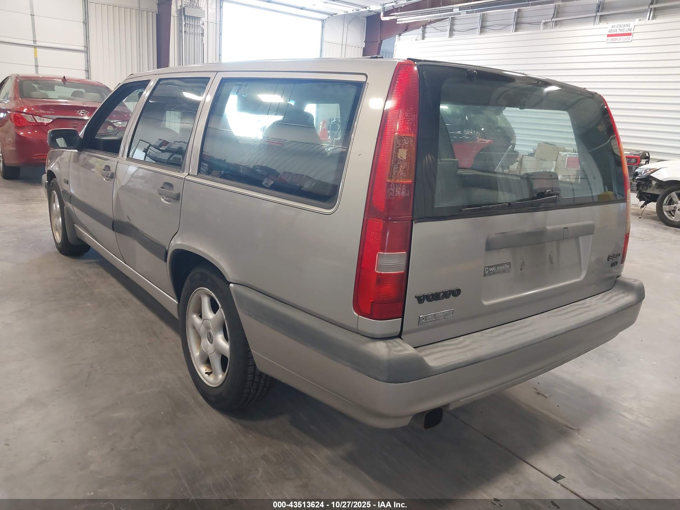 1997 Volvo 850 Glt Silver vin: YV1LW5644V2319586