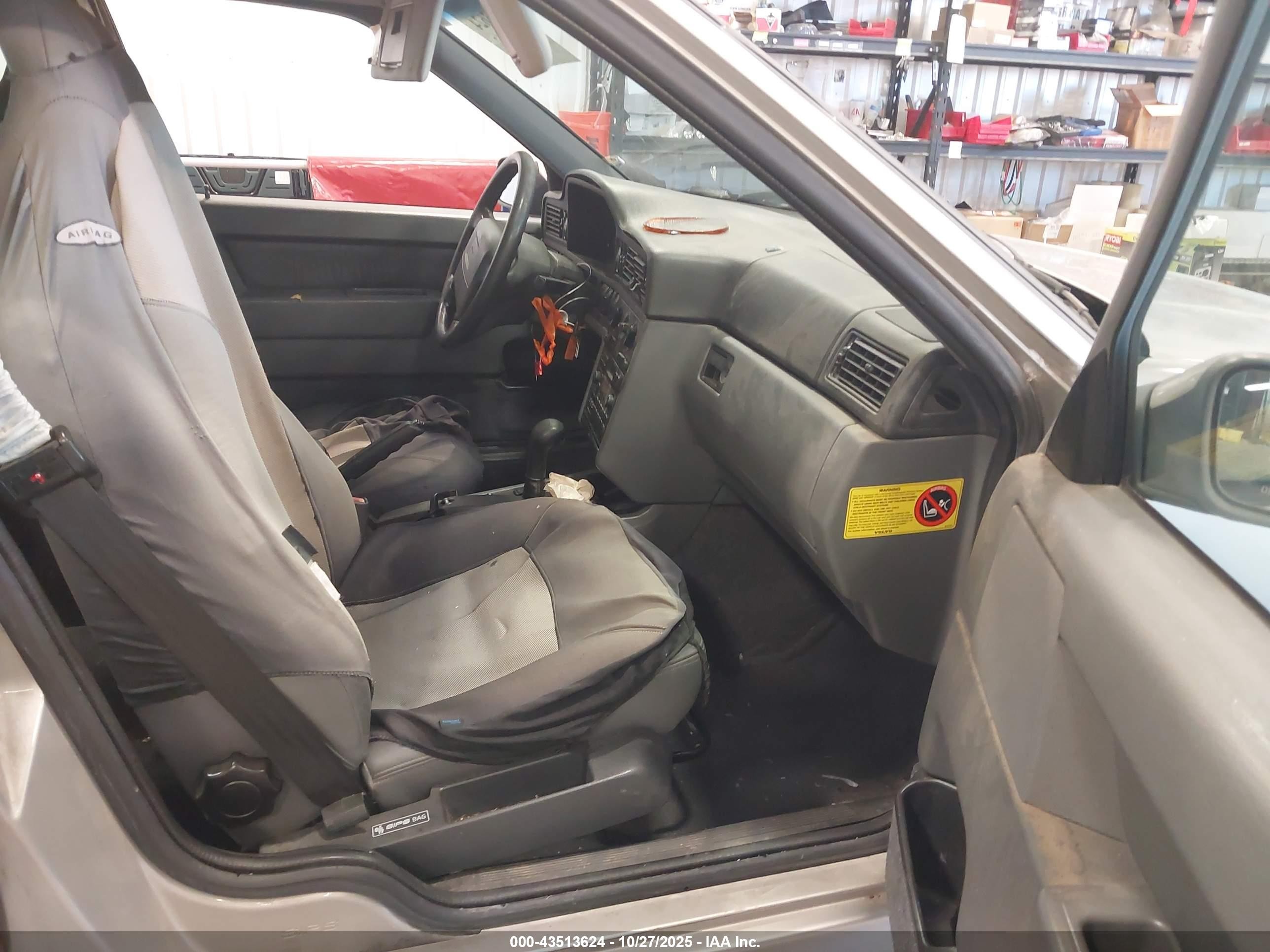 1997 Volvo 850 Glt Silver vin: YV1LW5644V2319586