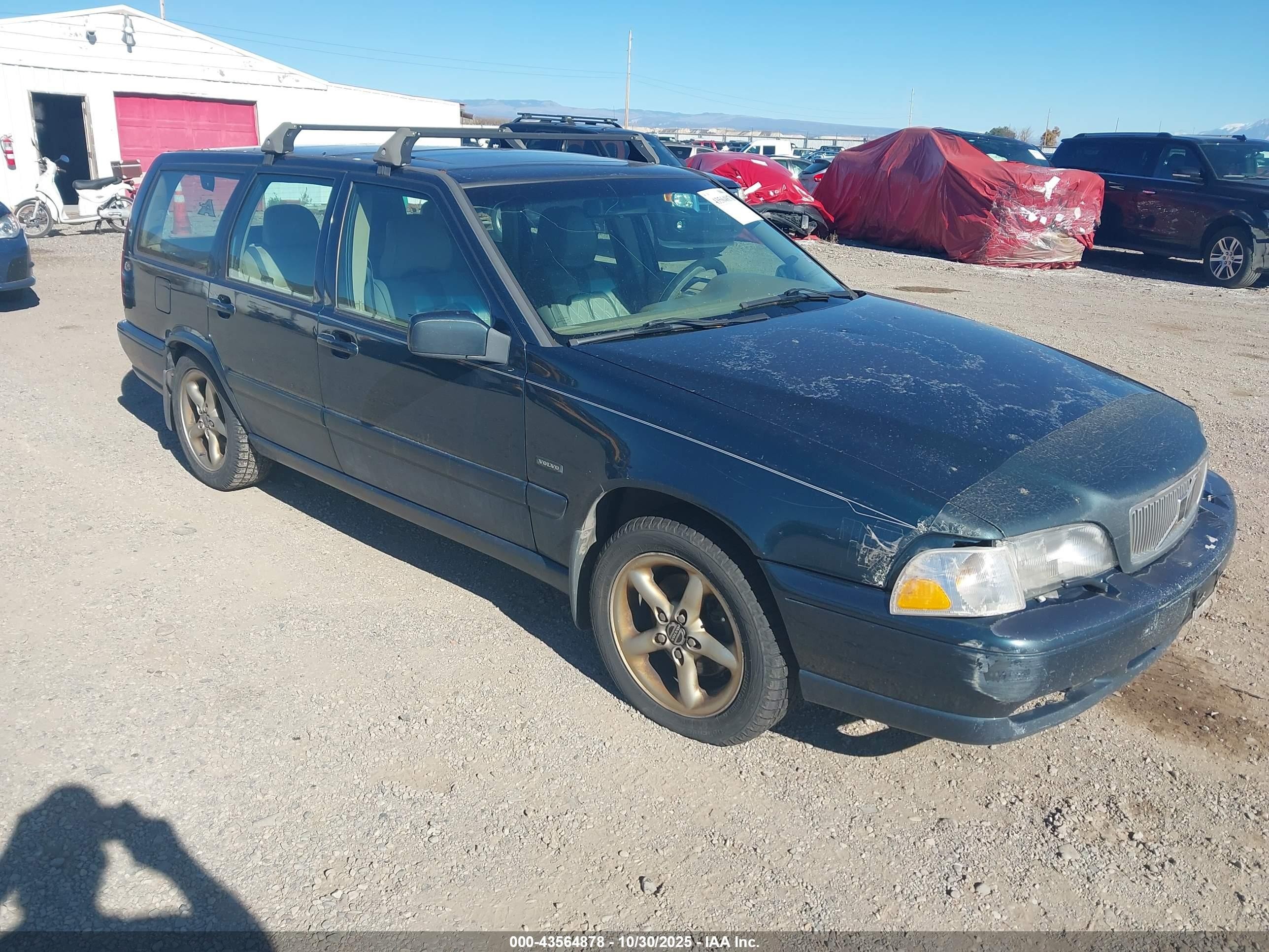 YV1LW5647W2430778