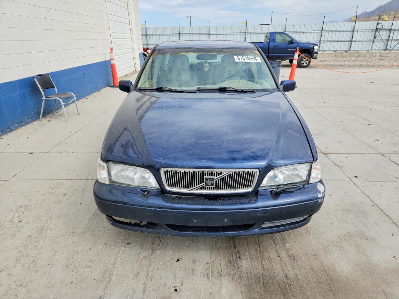 1998 Volvo V70 Blue vin: YV1LW5671W2498794