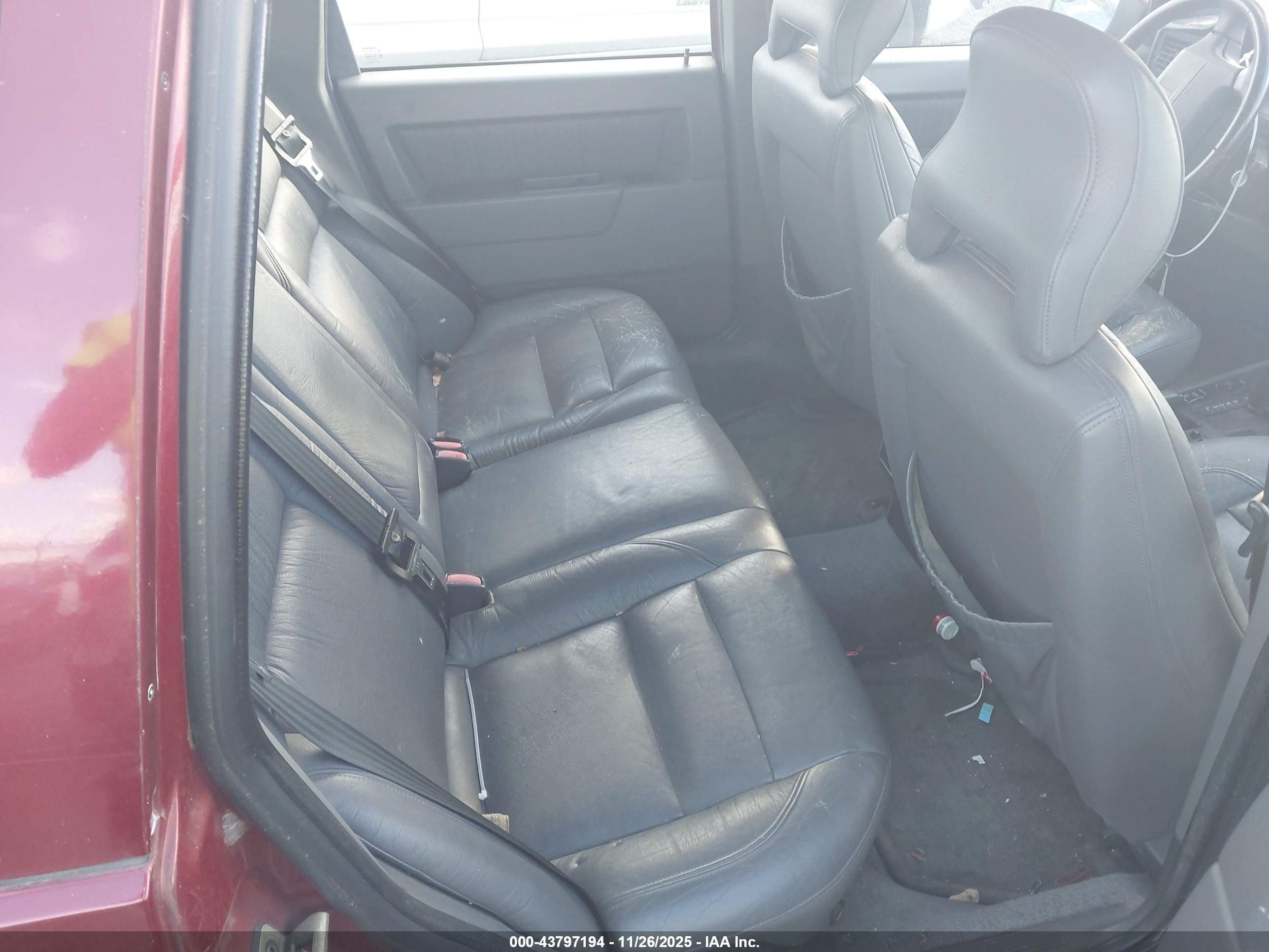 1997 Volvo 850 T5 Burgundy vin: YV1LW5728V2308040