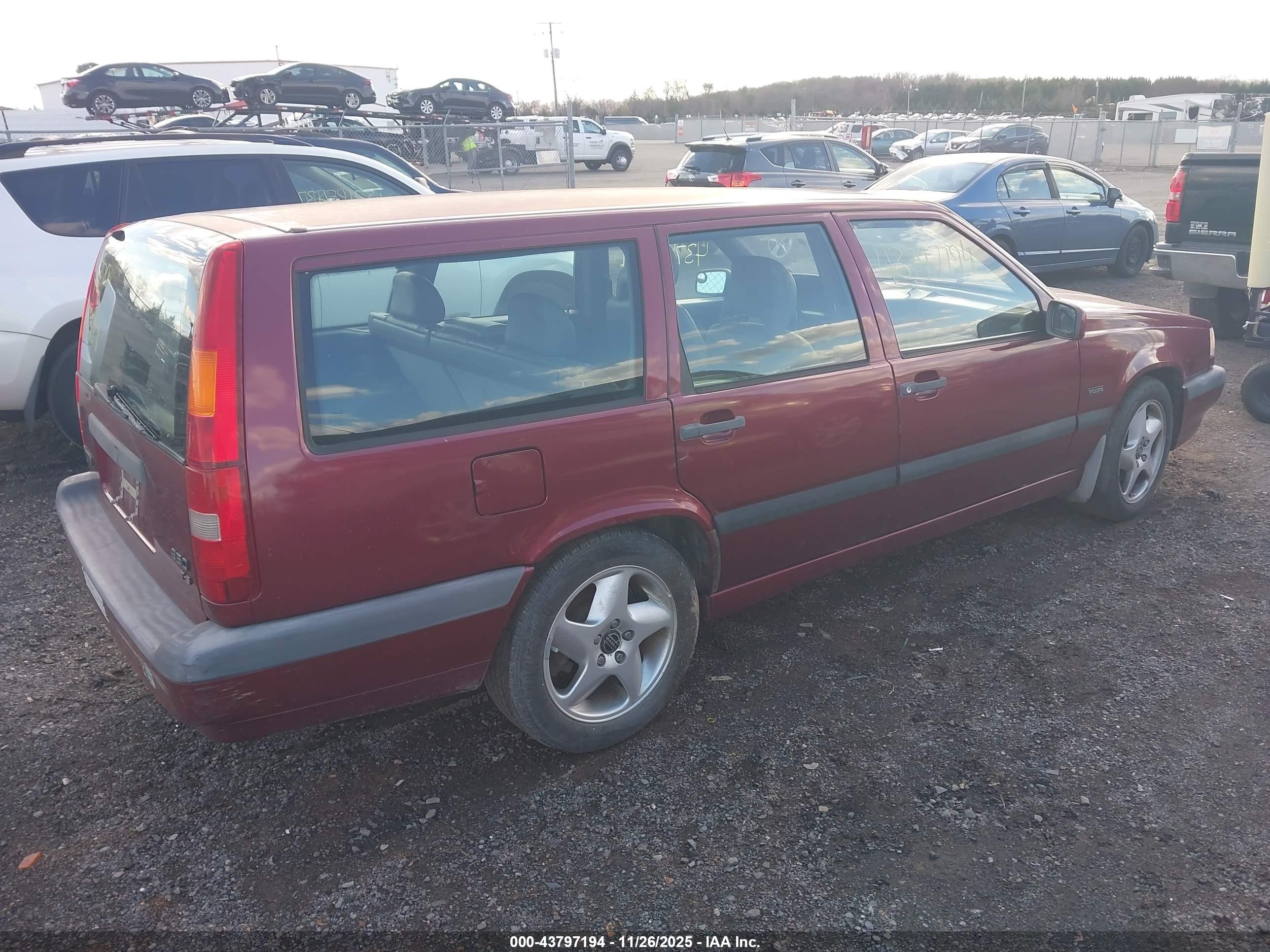 1997 Volvo 850 T5 Burgundy vin: YV1LW5728V2308040
