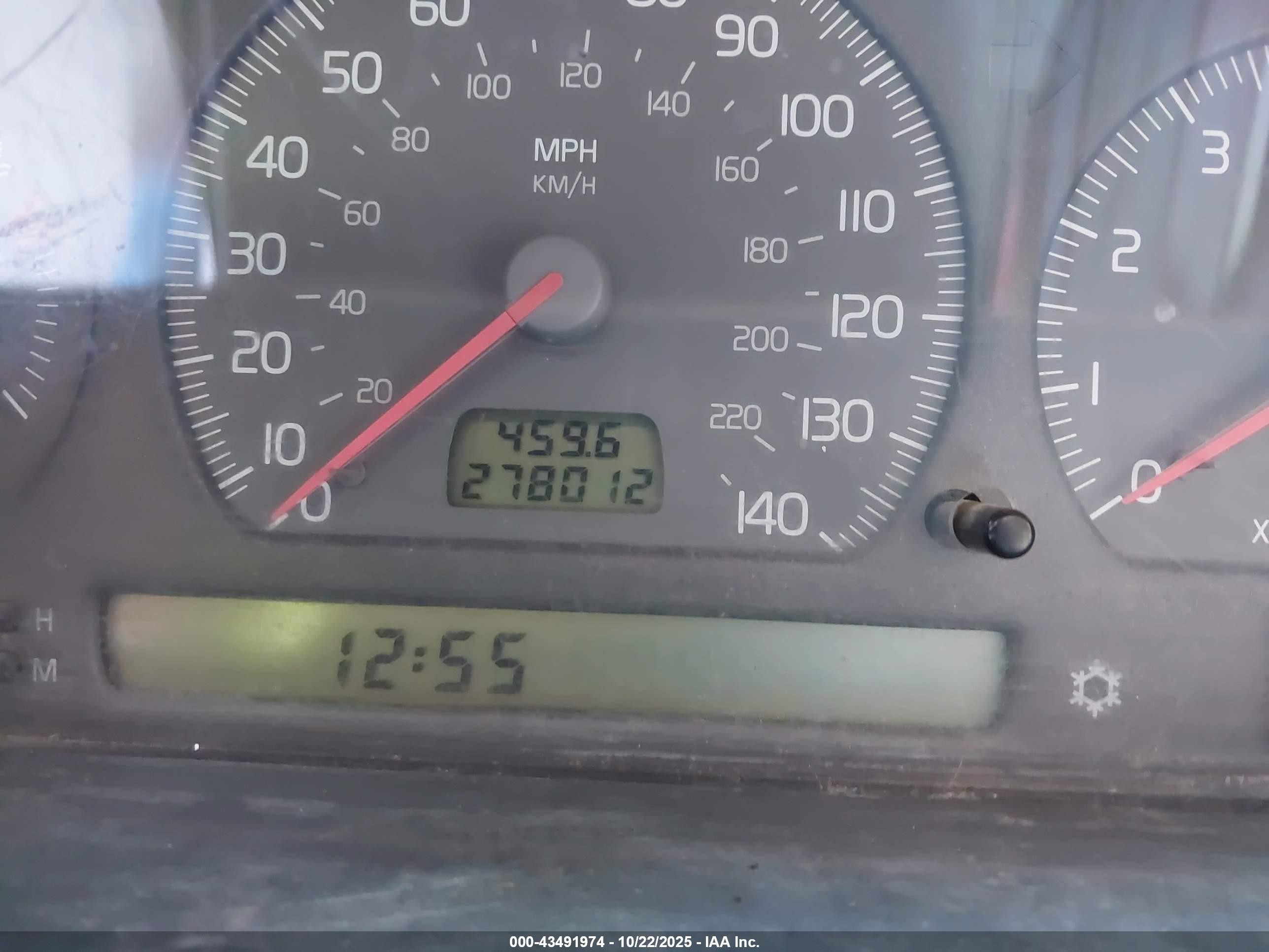 2000 Volvo V70 Se Серебряный vin: YV1LW61J8Y2732179