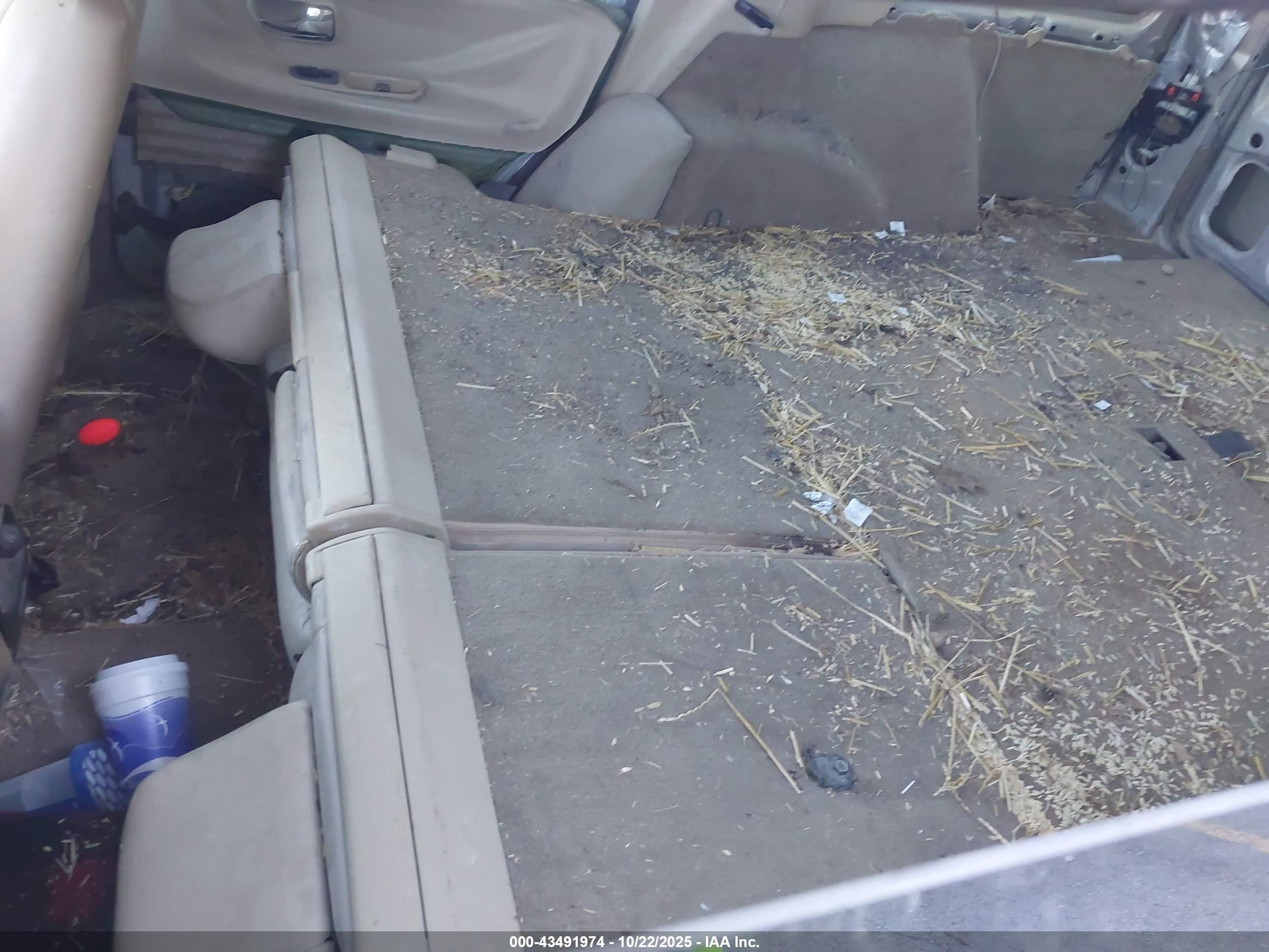 2000 Volvo V70 Se Серебряный vin: YV1LW61J8Y2732179