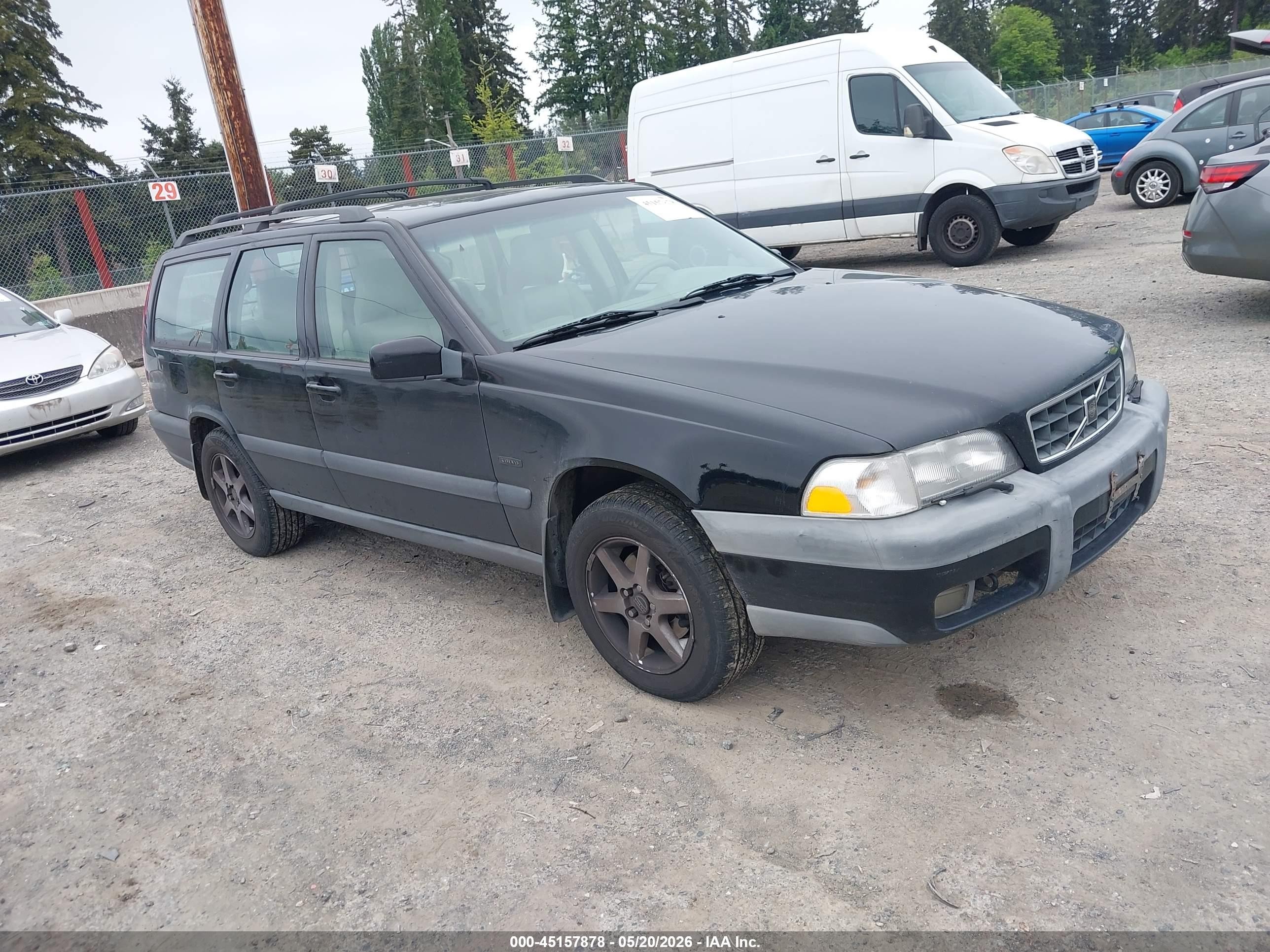 YV1LZ5642W2502963
