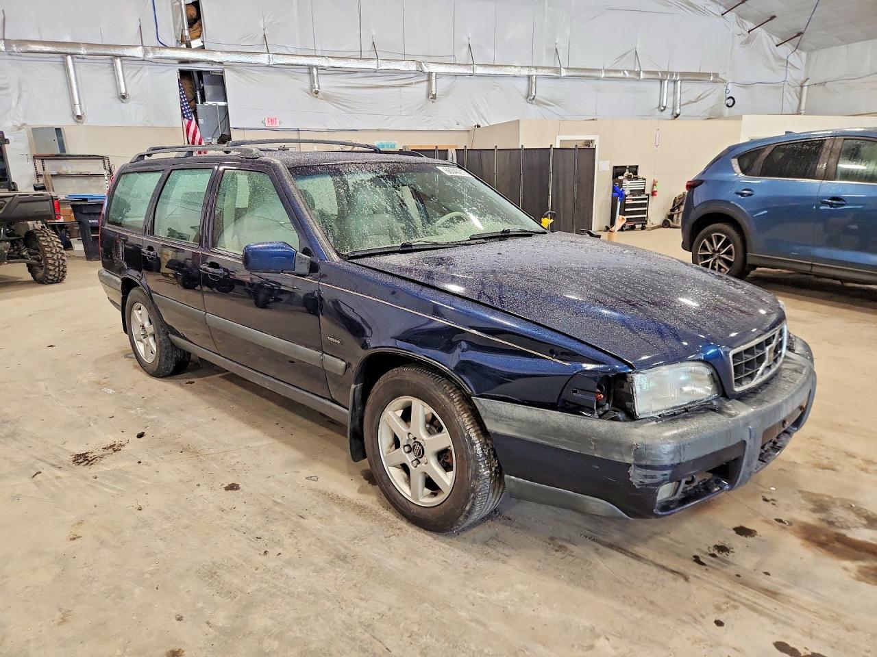 1998 Volvo V70 Xc Blue vin: YV1LZ5646W2494754