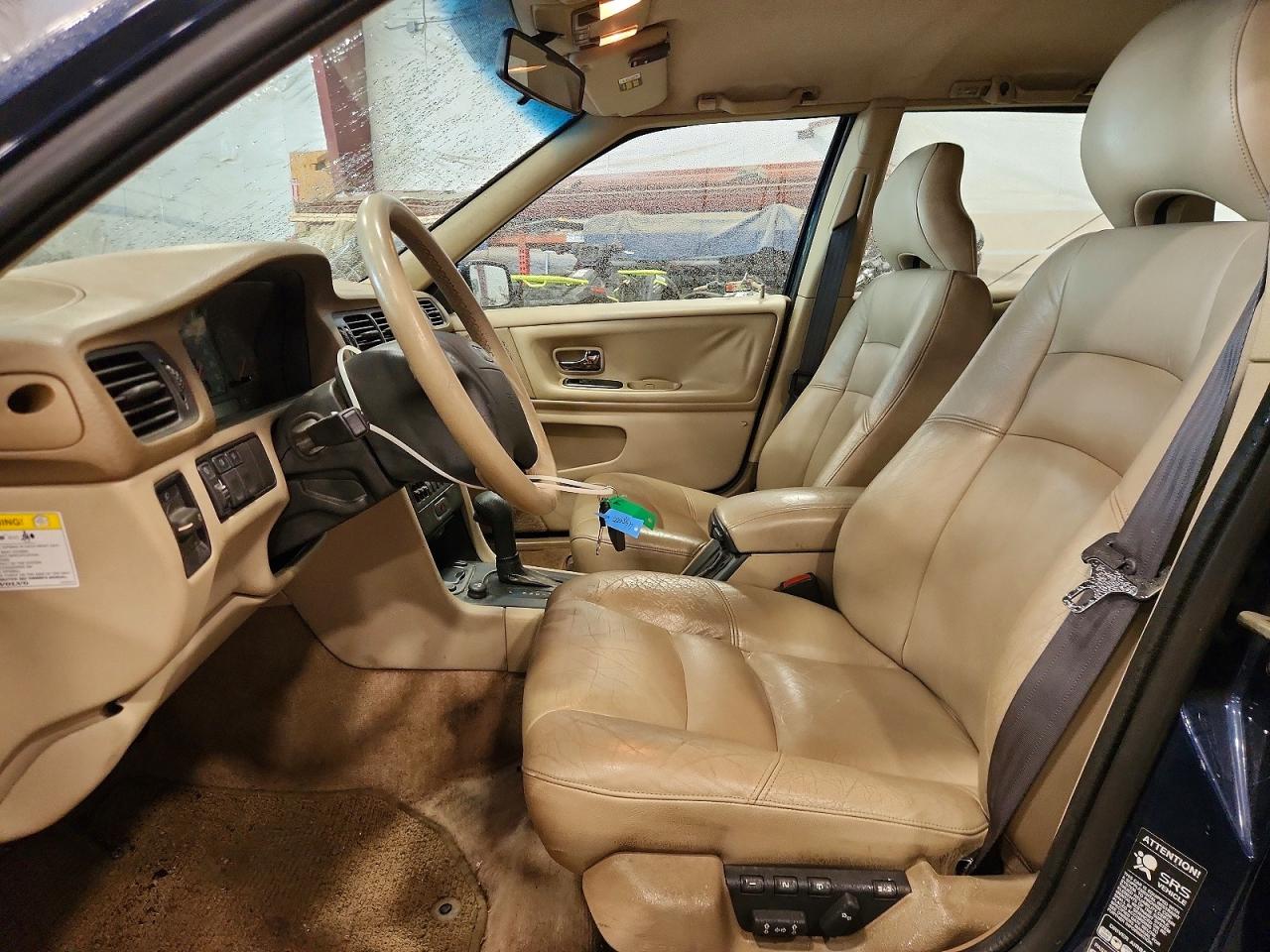 1998 Volvo V70 Xc Blue vin: YV1LZ5646W2494754