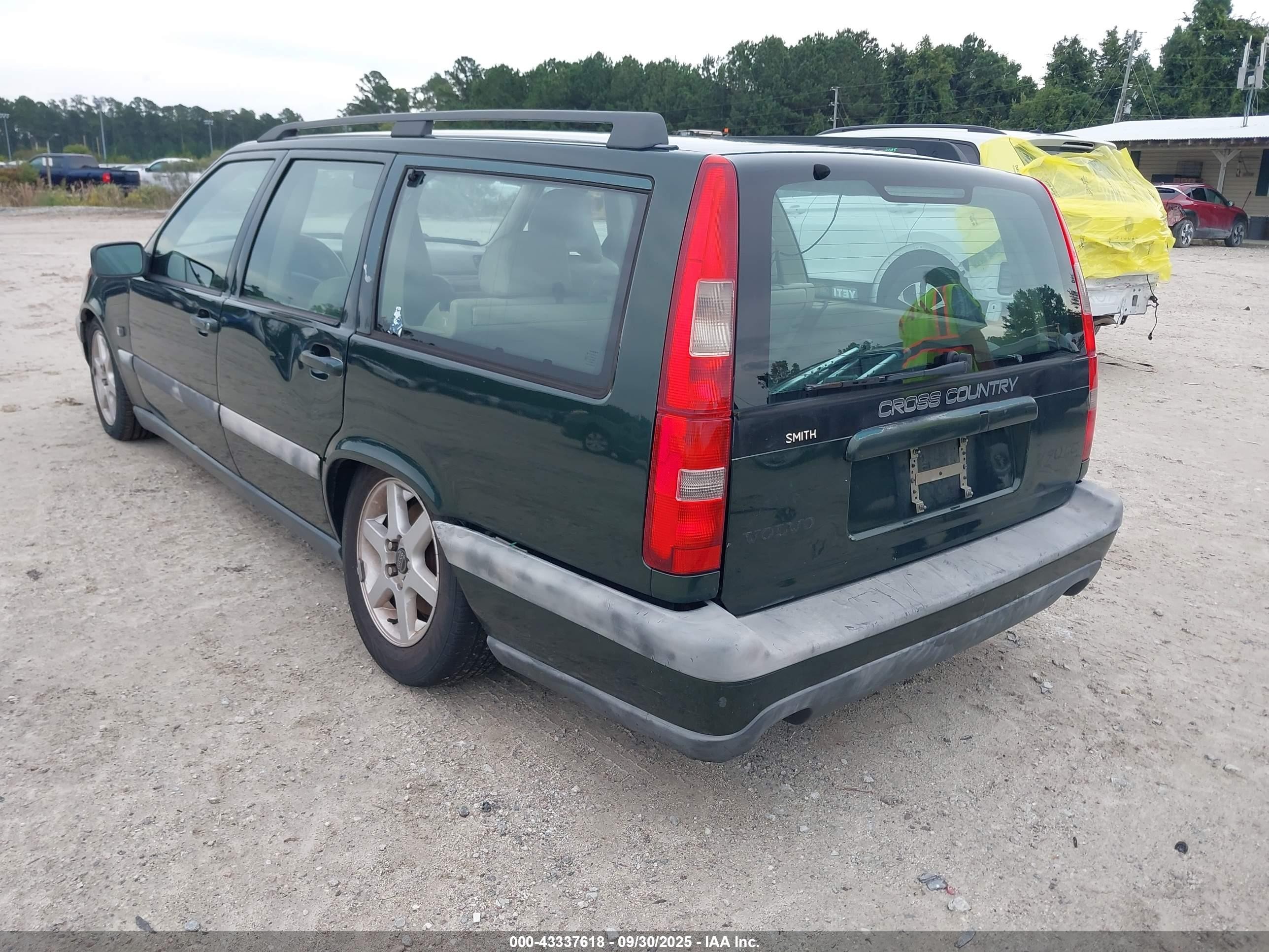 1999 Volvo V70 Xc Green vin: YV1LZ56D3X2608789