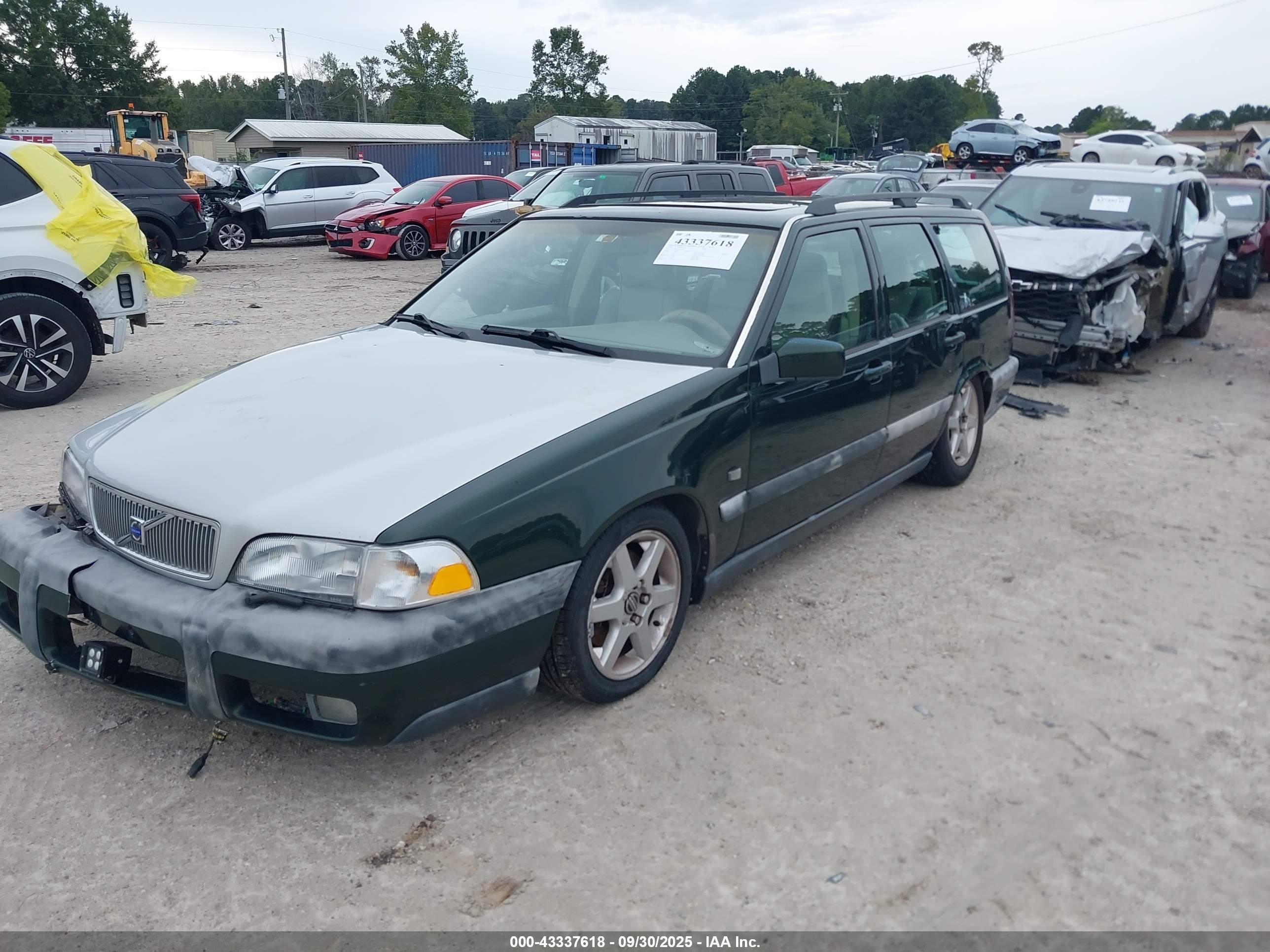 1999 Volvo V70 Xc Green vin: YV1LZ56D3X2608789