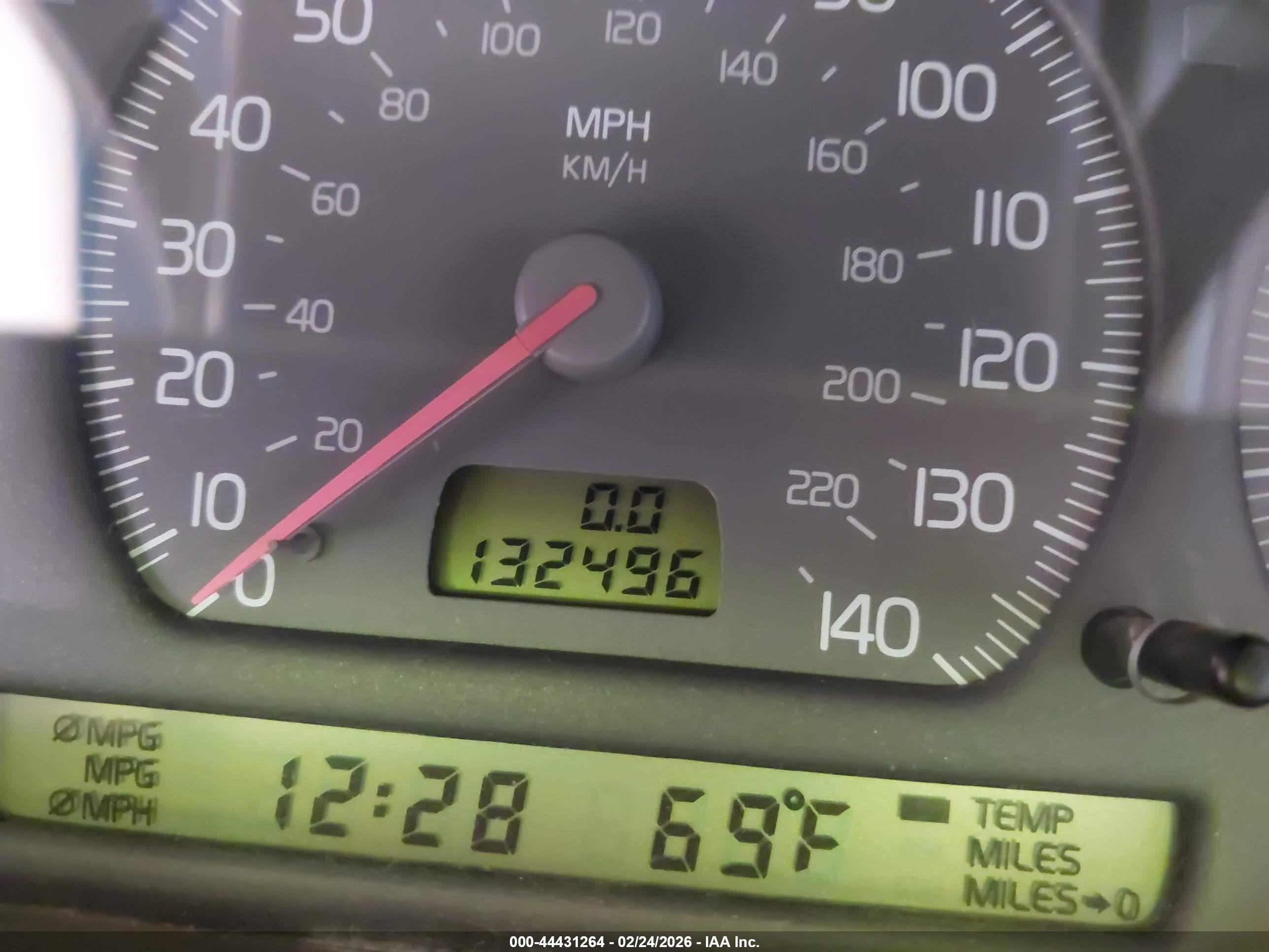 1999 Volvo V70 Xc Silver vin: YV1LZ56D3X2617721