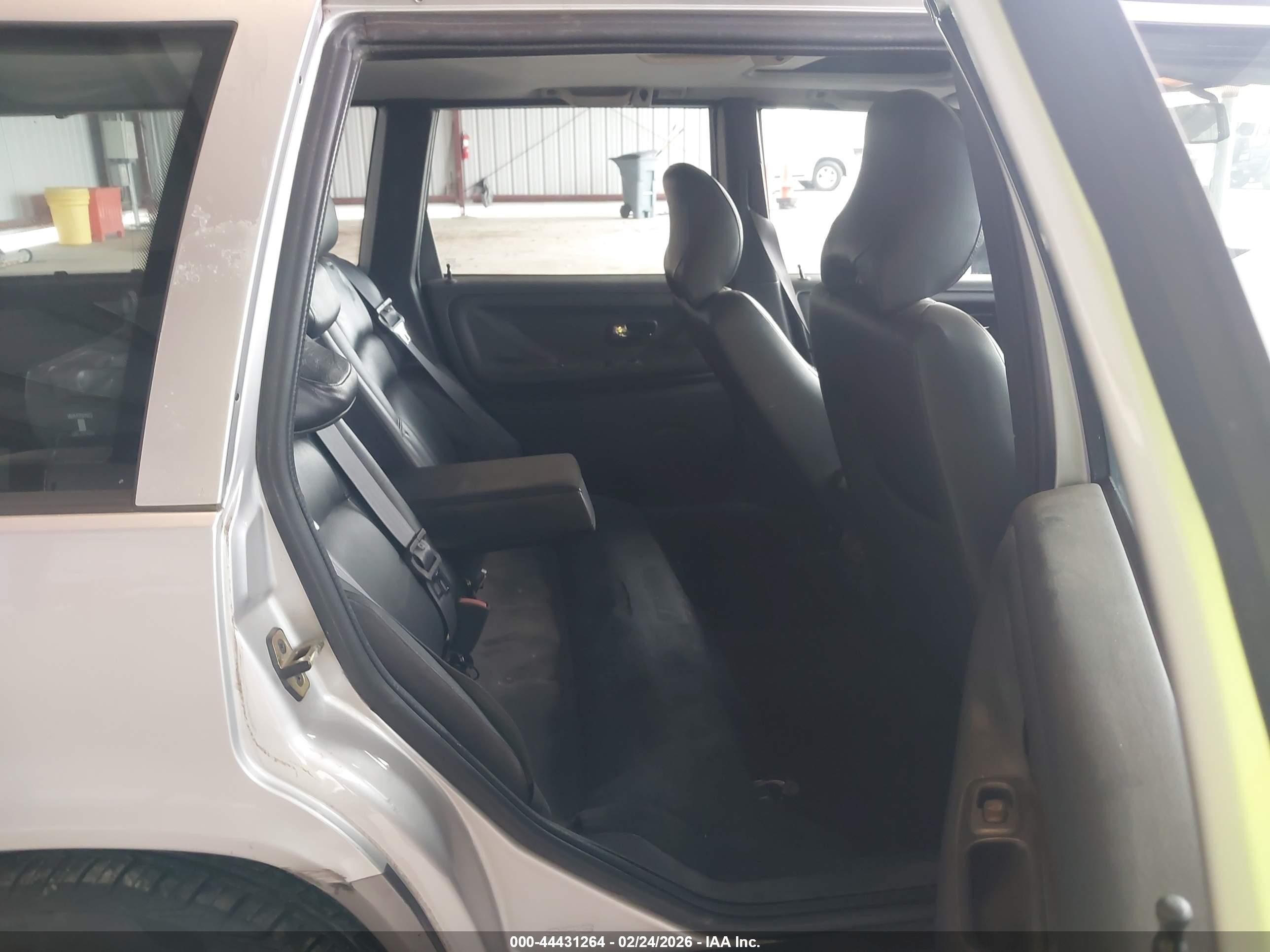 1999 Volvo V70 Xc Silver vin: YV1LZ56D3X2617721