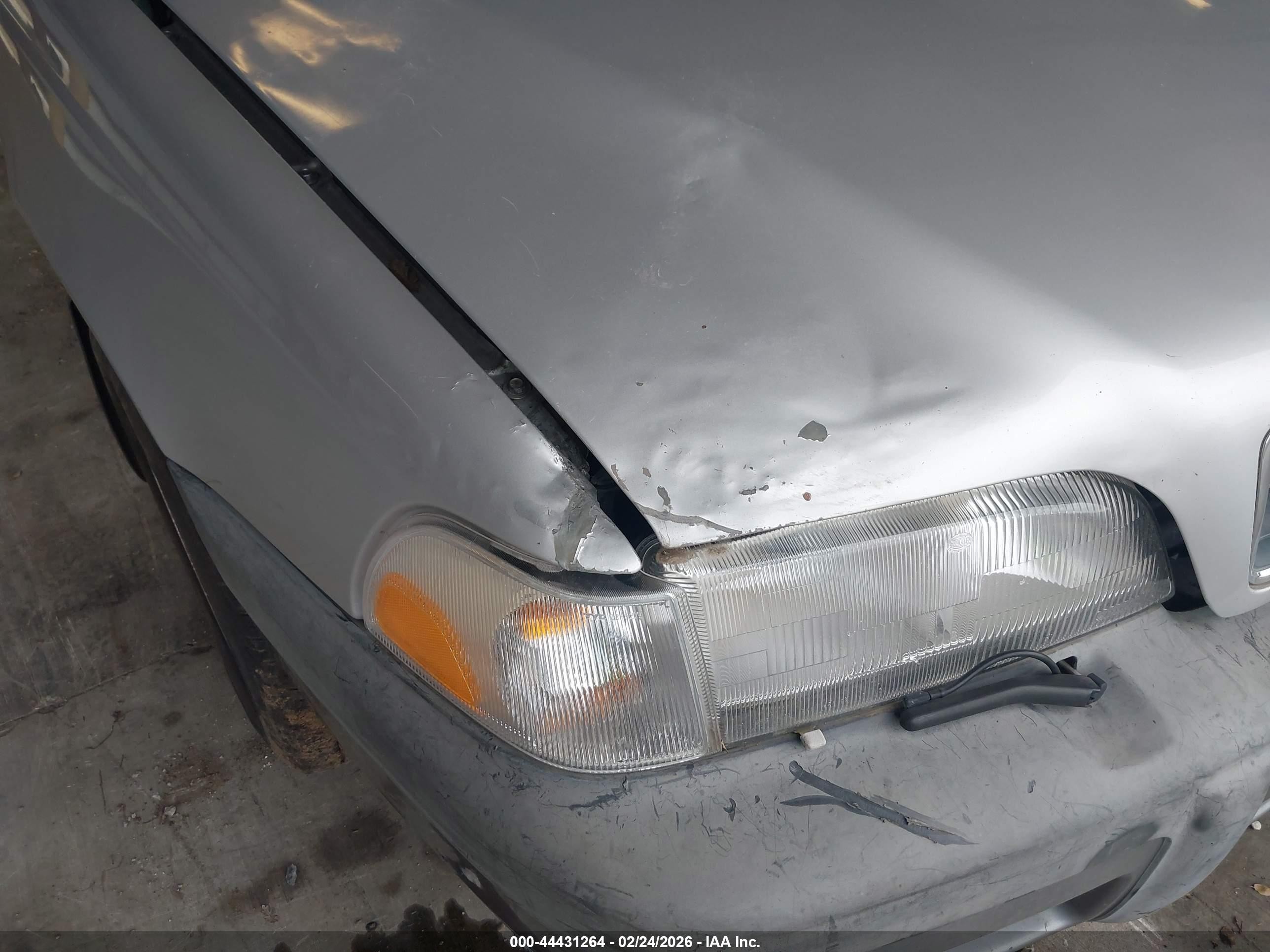 1999 Volvo V70 Xc Silver vin: YV1LZ56D3X2617721