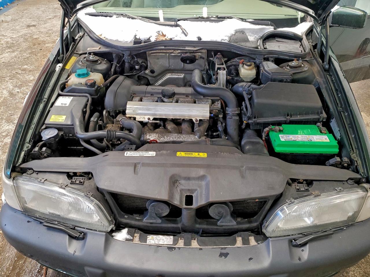 1999 Volvo V70 Xc Green vin: YV1LZ56D4X2618313